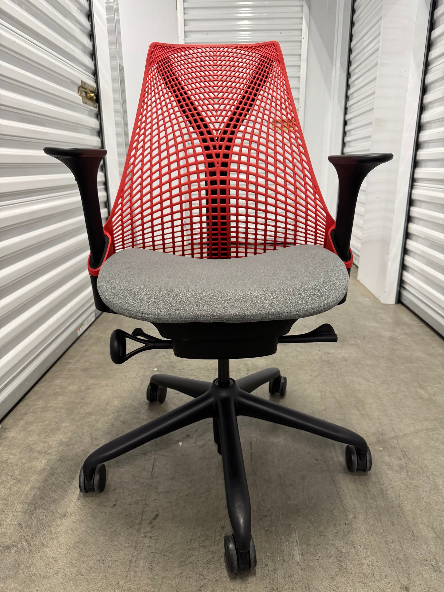 Herman Miller Sayl office chair/ gaming chair