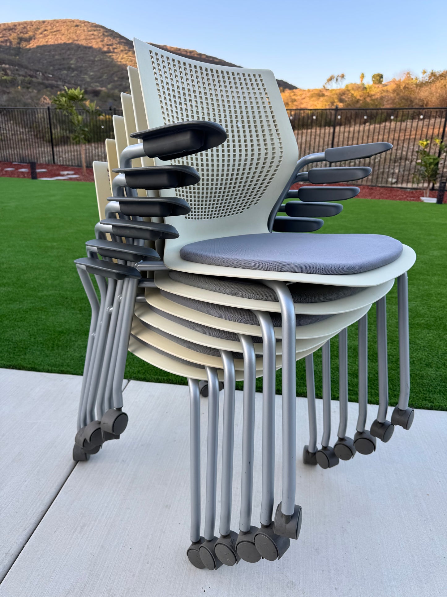 Herman Miller Knoll®️ Guest chair/ side chair