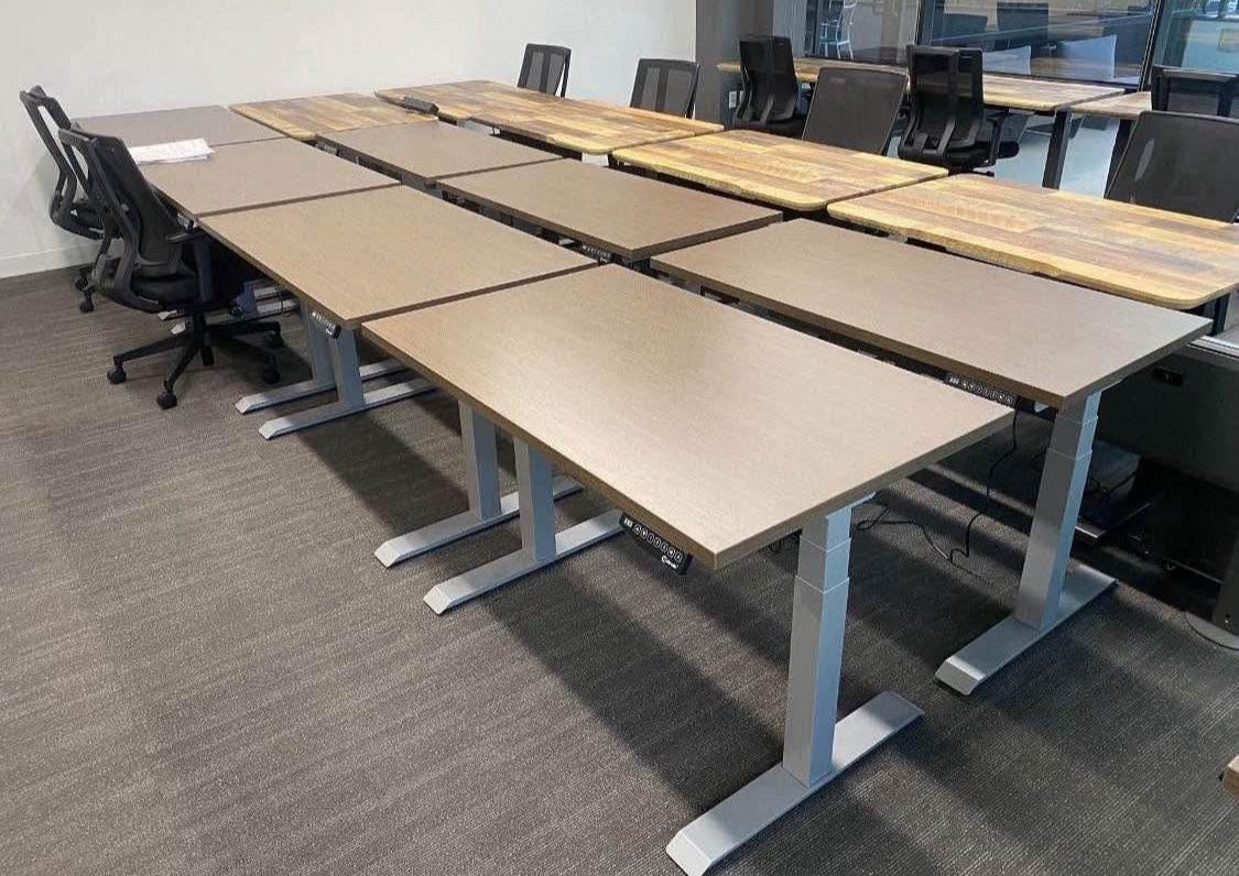 G|M elevate height adjustable base