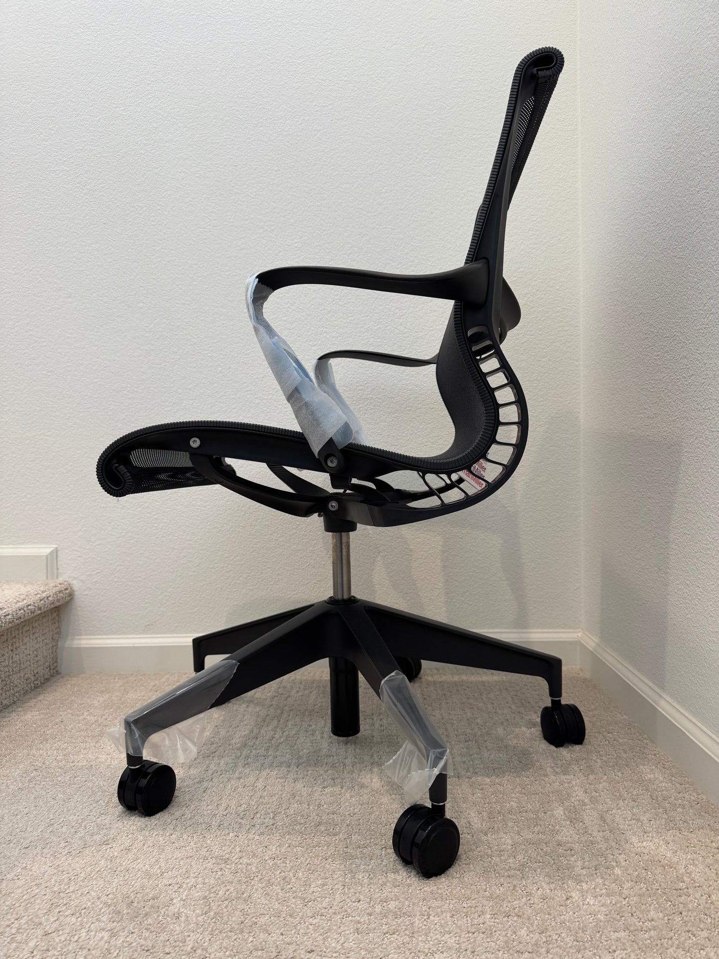 2025 Model brand new Herman Miller Setu office chair in Graphite