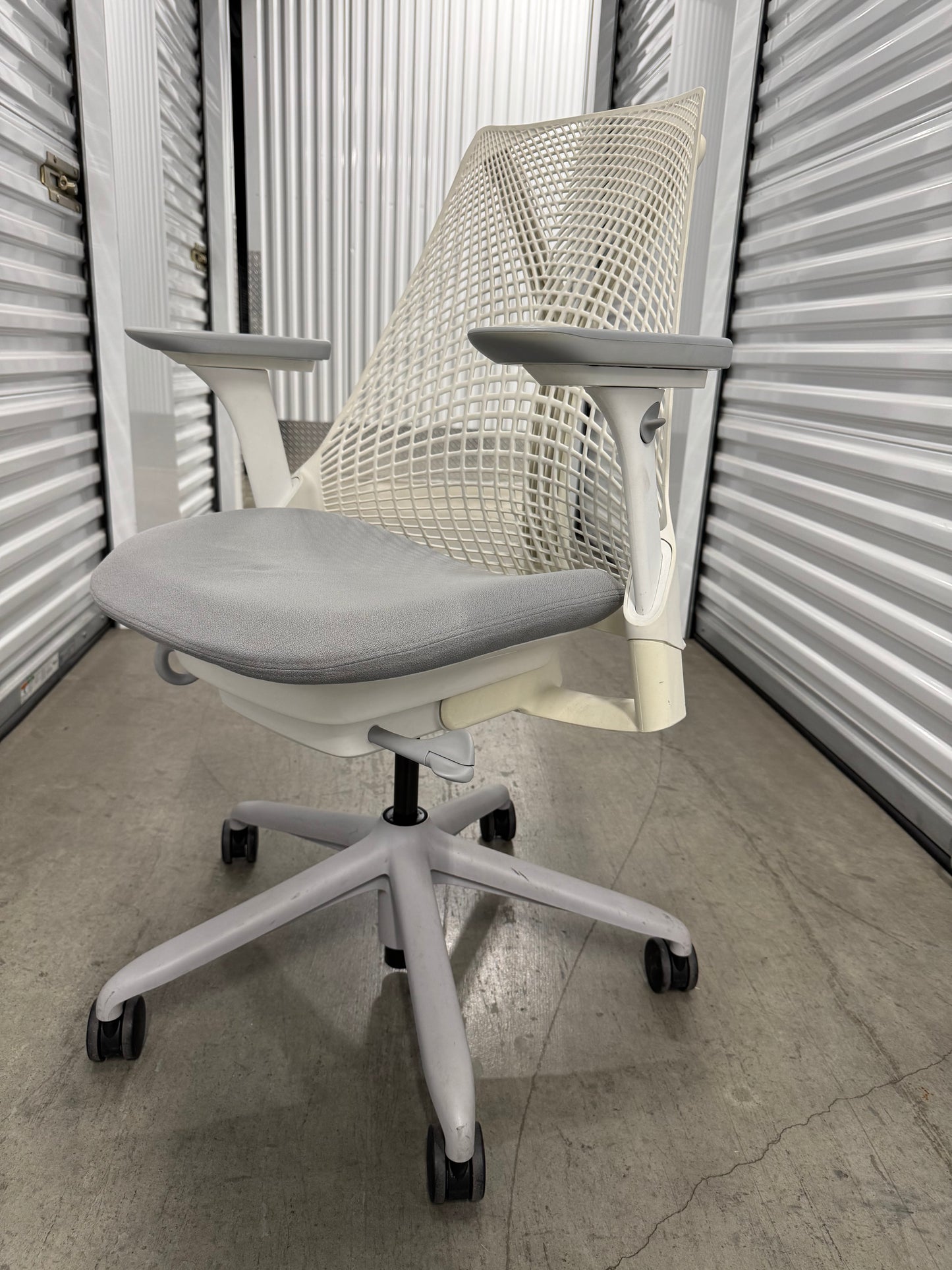 Herman Miller Sayl office chair/ gaming chair