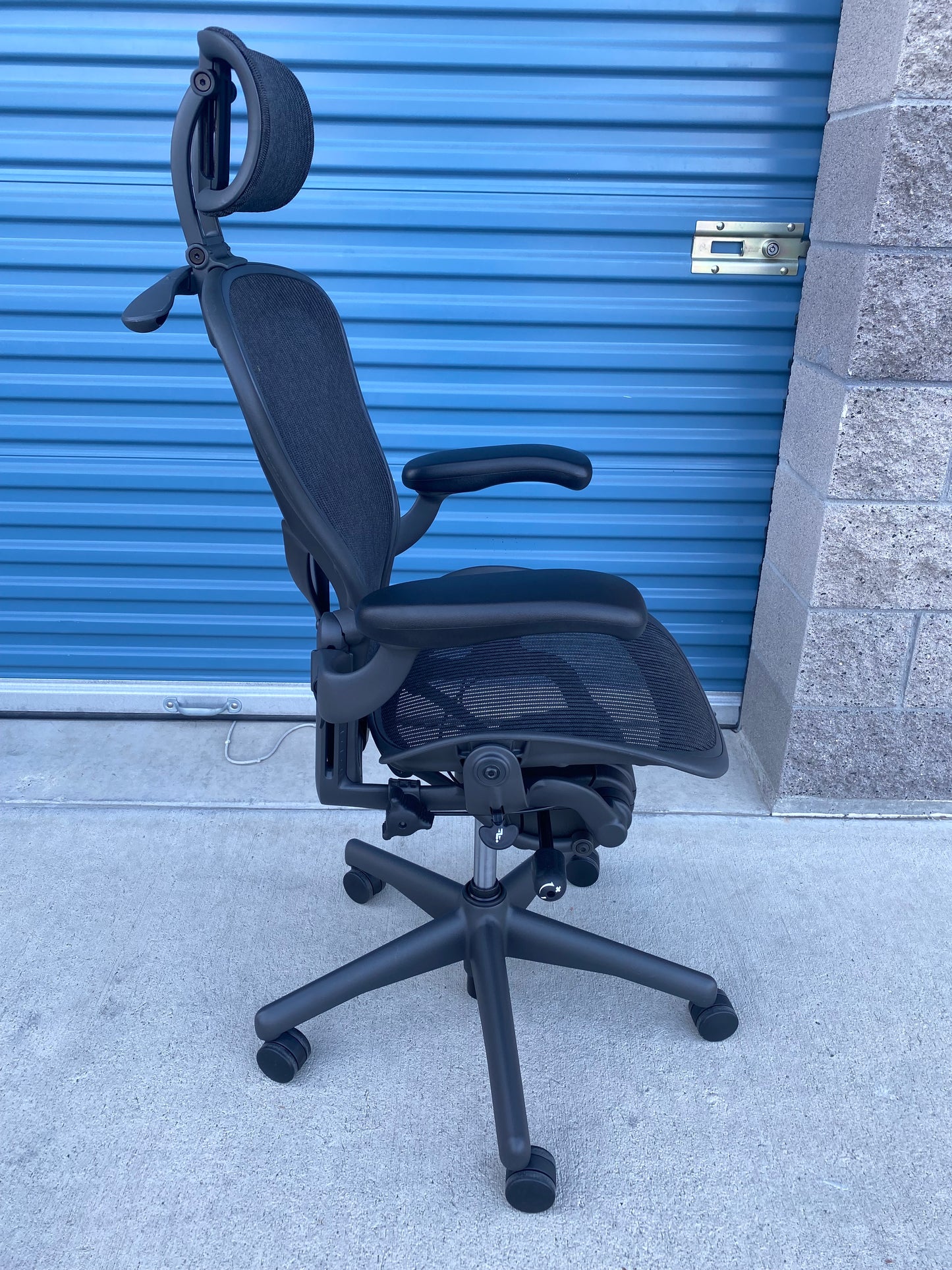 Herman Miller Aeron B Classic newer model fully loaded office chair