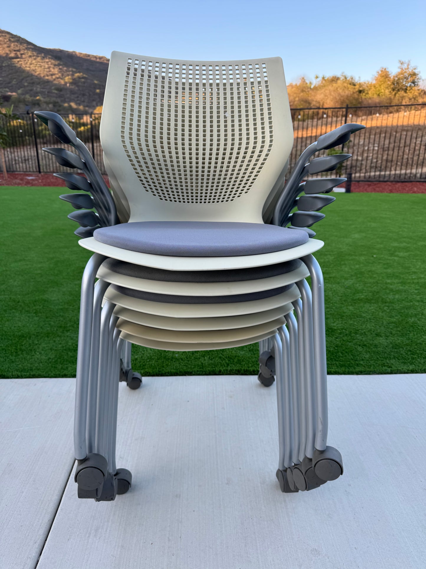 Herman Miller Knoll®️ Guest chair/ side chair