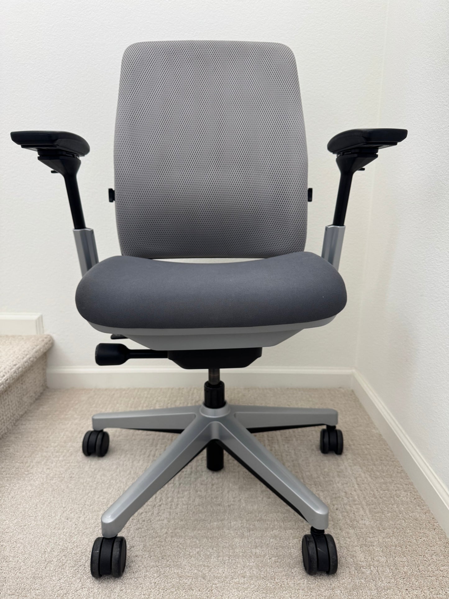Steelcase Amia pre owned fully adjustable model
