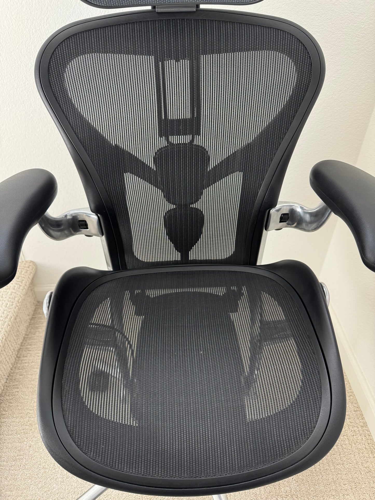 Pre Owned Herman Miller Aeron Size A Remastered With Chrome Frame Gaming Chair/ Office Chair