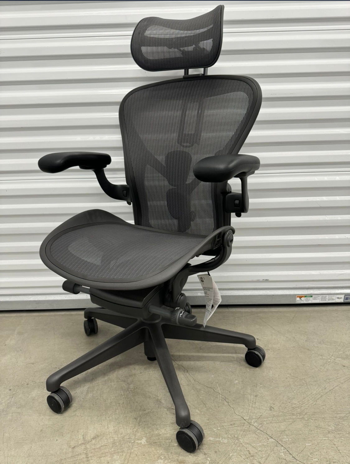 Herman Miller Aeron Remastered Size C fully loaded