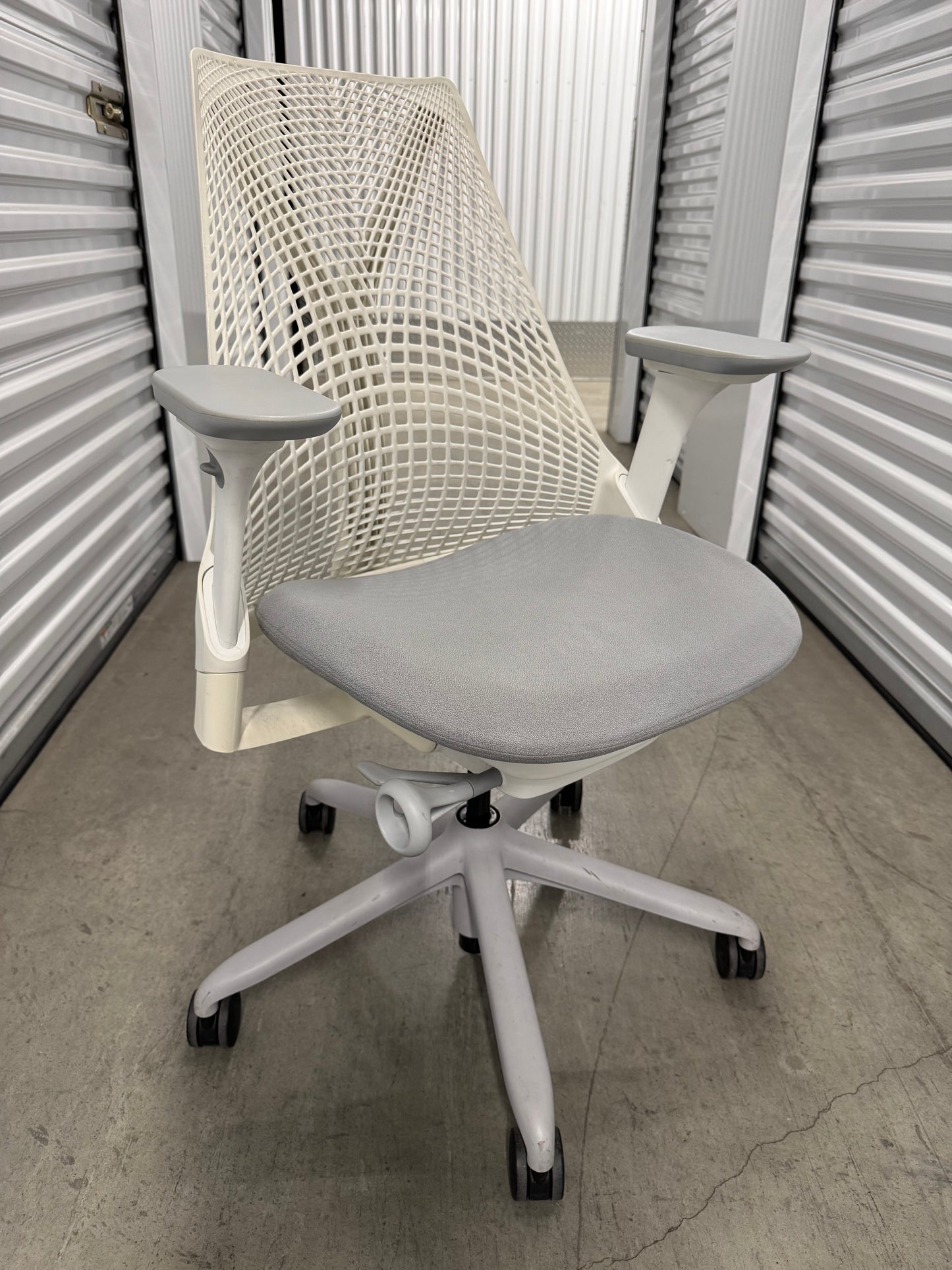 Herman Miller Sayl office chair/ gaming chair