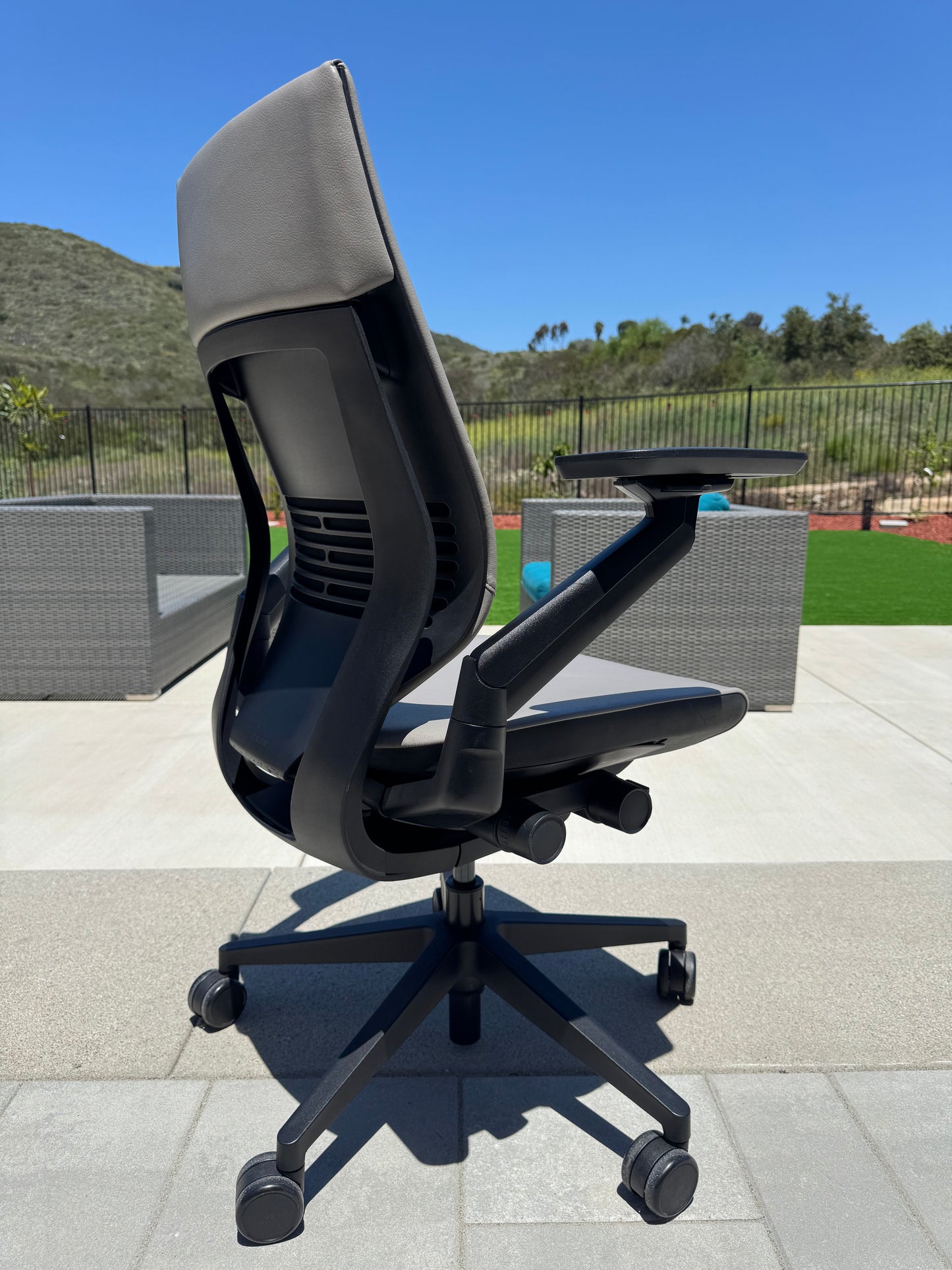 New Steelcase Gesture fully loaded Office chair