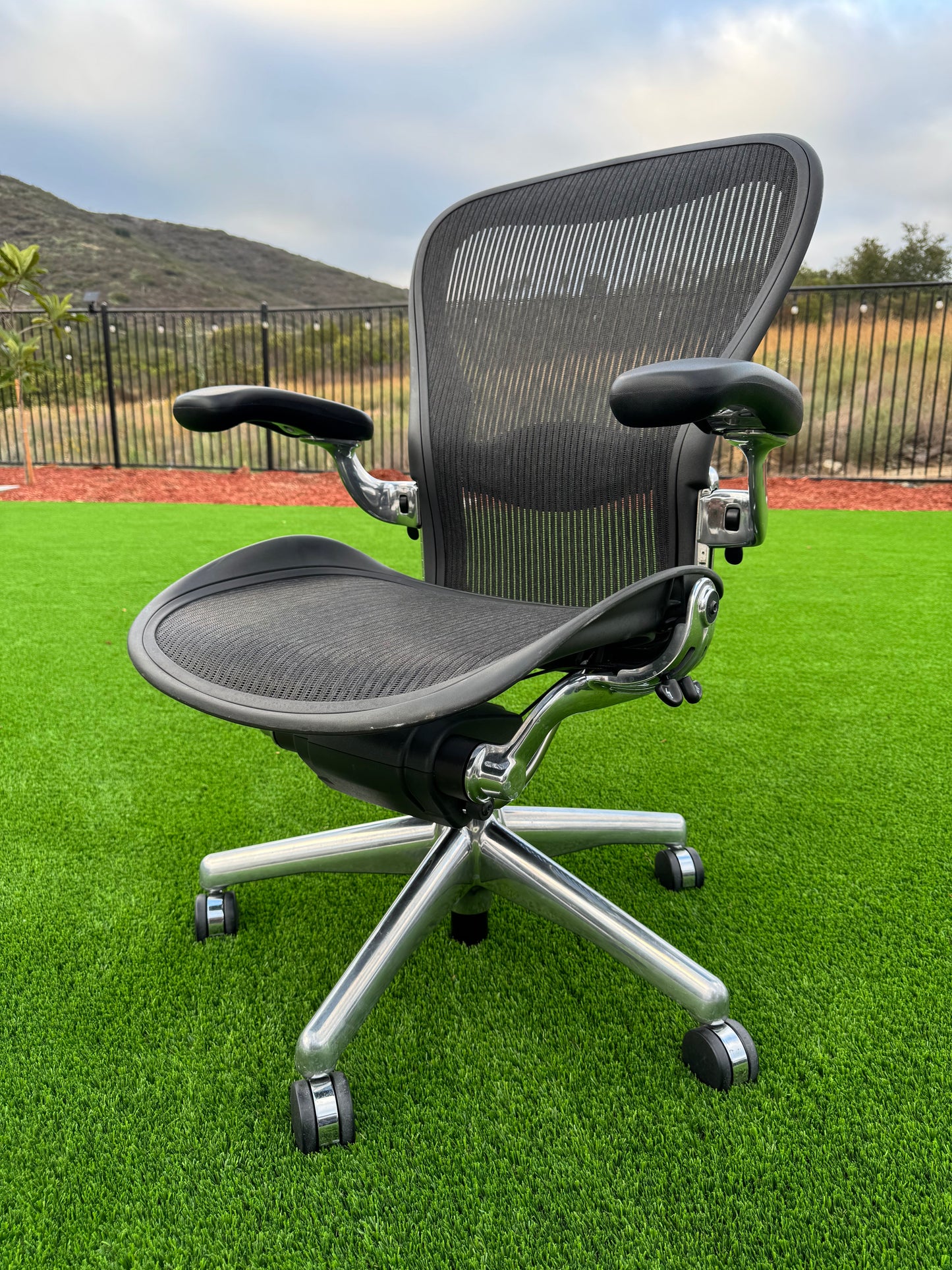 Herman Miller Classic Aeron fully loaded office chair