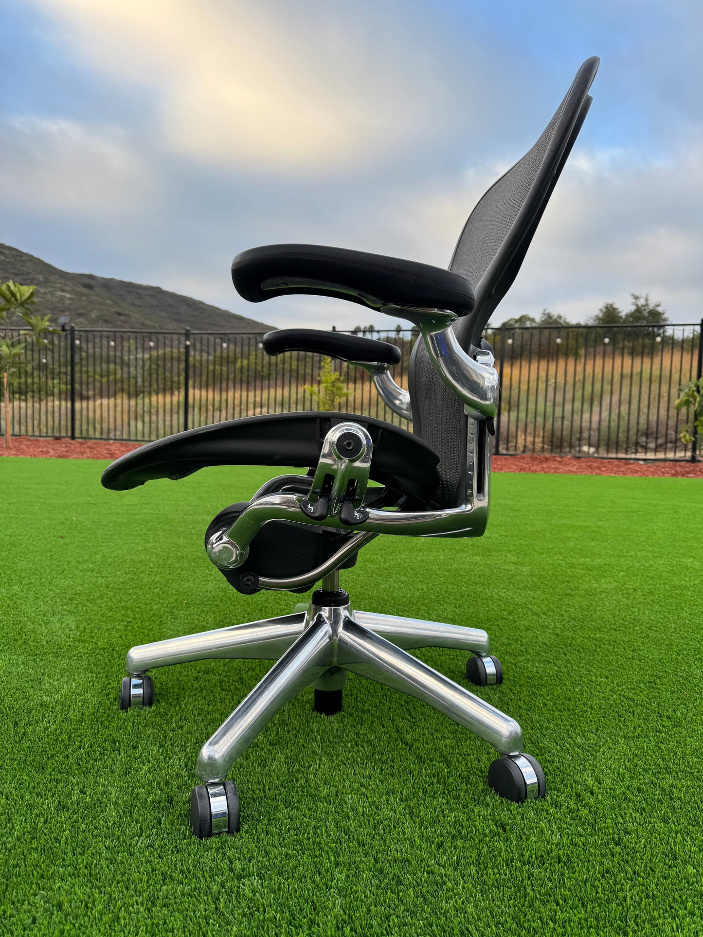 Herman Miller Classic Aeron fully loaded office chair