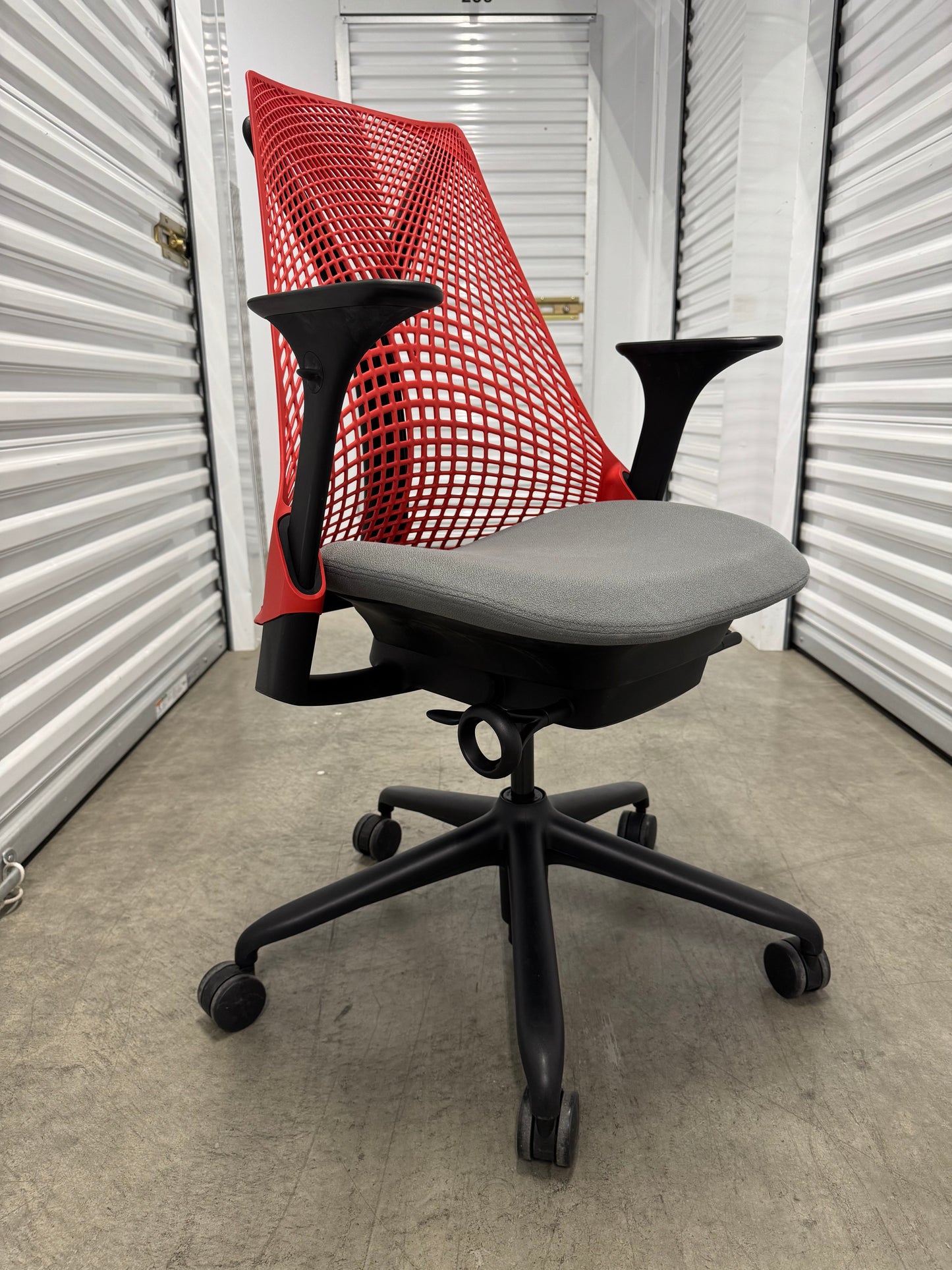 Herman Miller Sayl office chair/ gaming chair