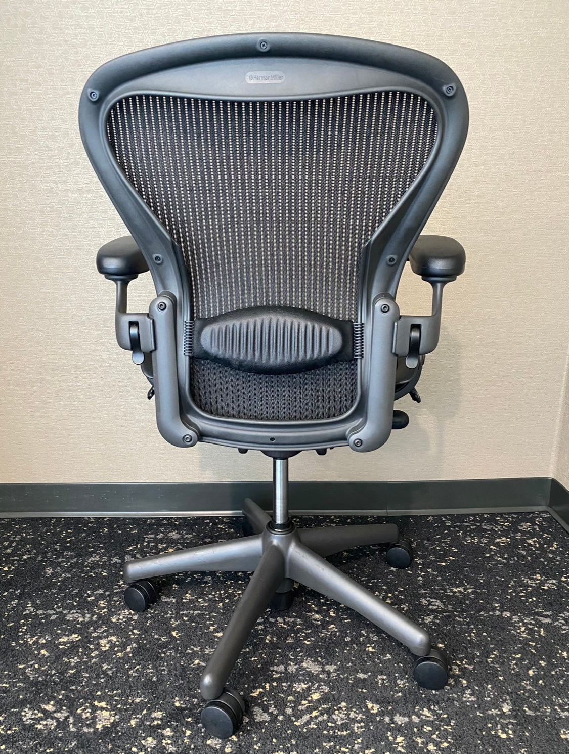 Herman Miller Aeron B Classic newer model fully loaded office chair