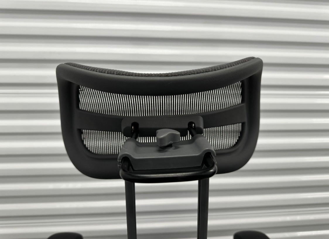 Herman Miller Aeron Remastered Size C fully loaded