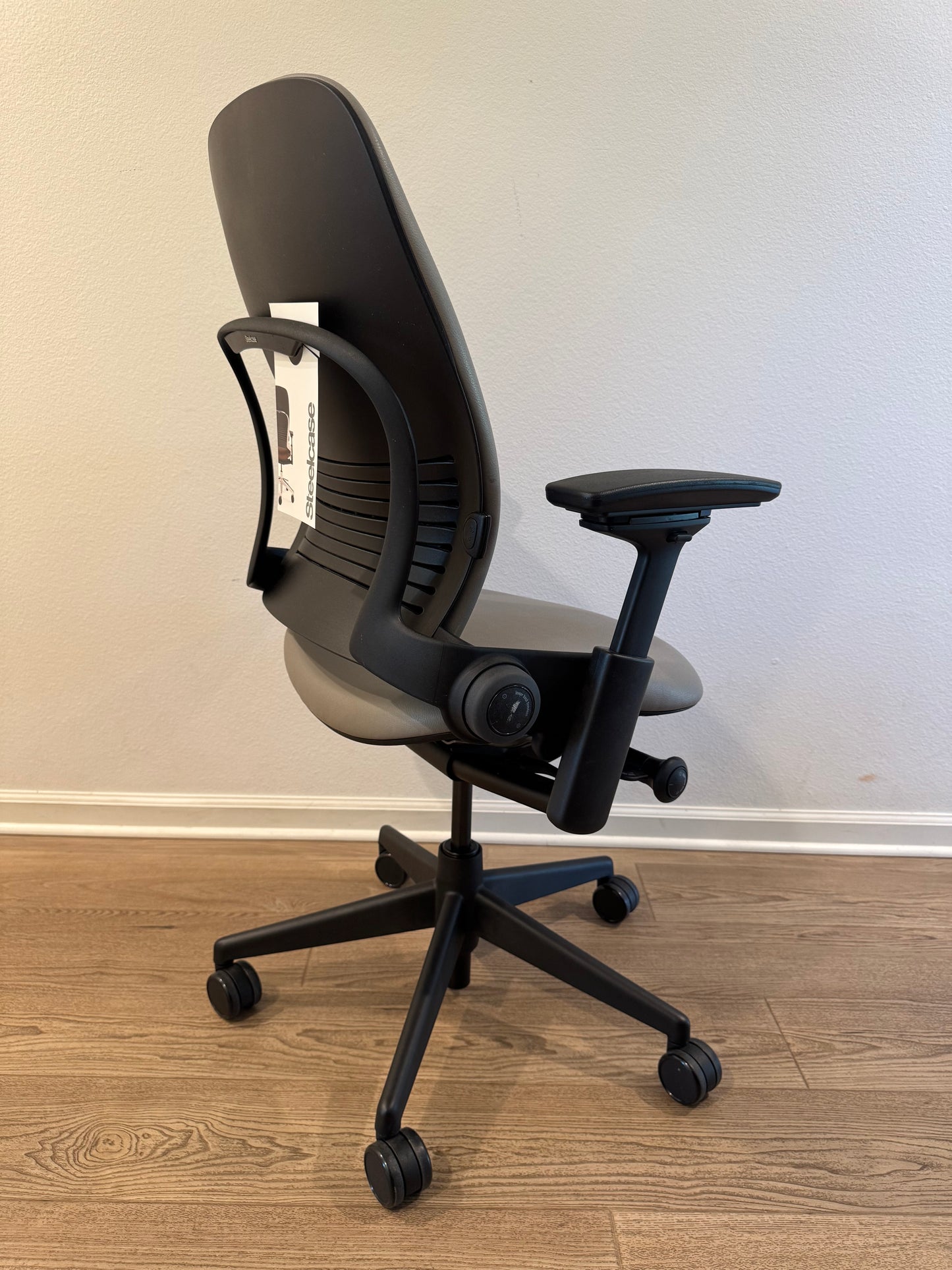 Steelcase Leap V2 Fully loaded Office Chair