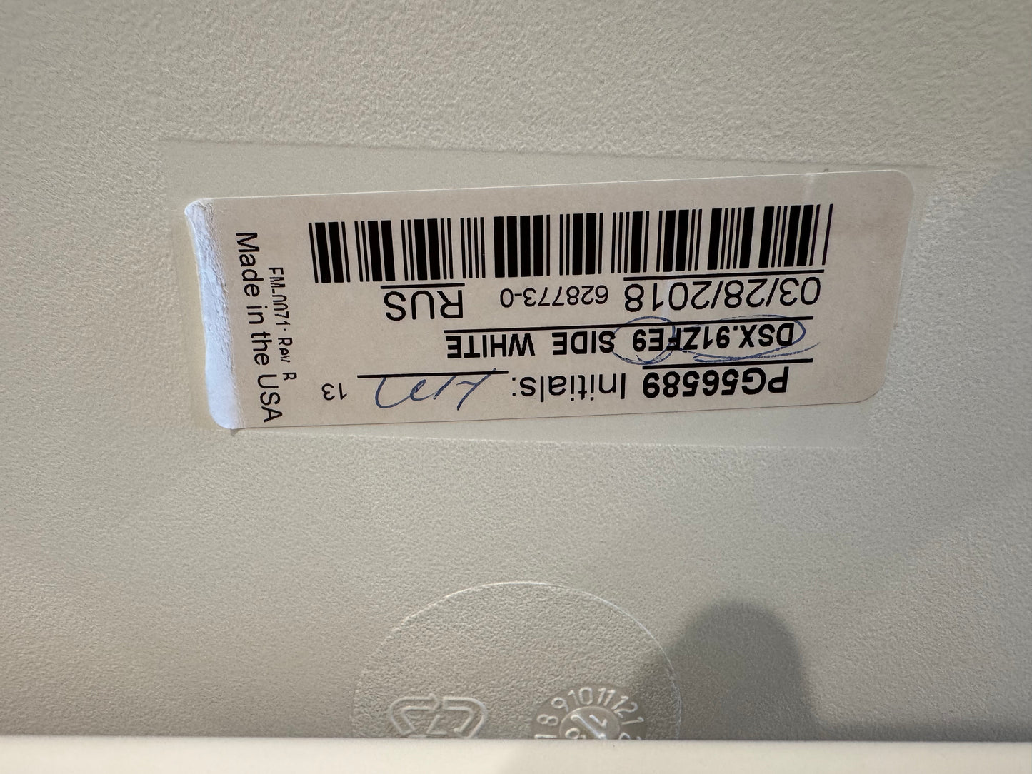 2018 Authentic Herman Miller Eames Modeled Plastic Arm chair / Side chair