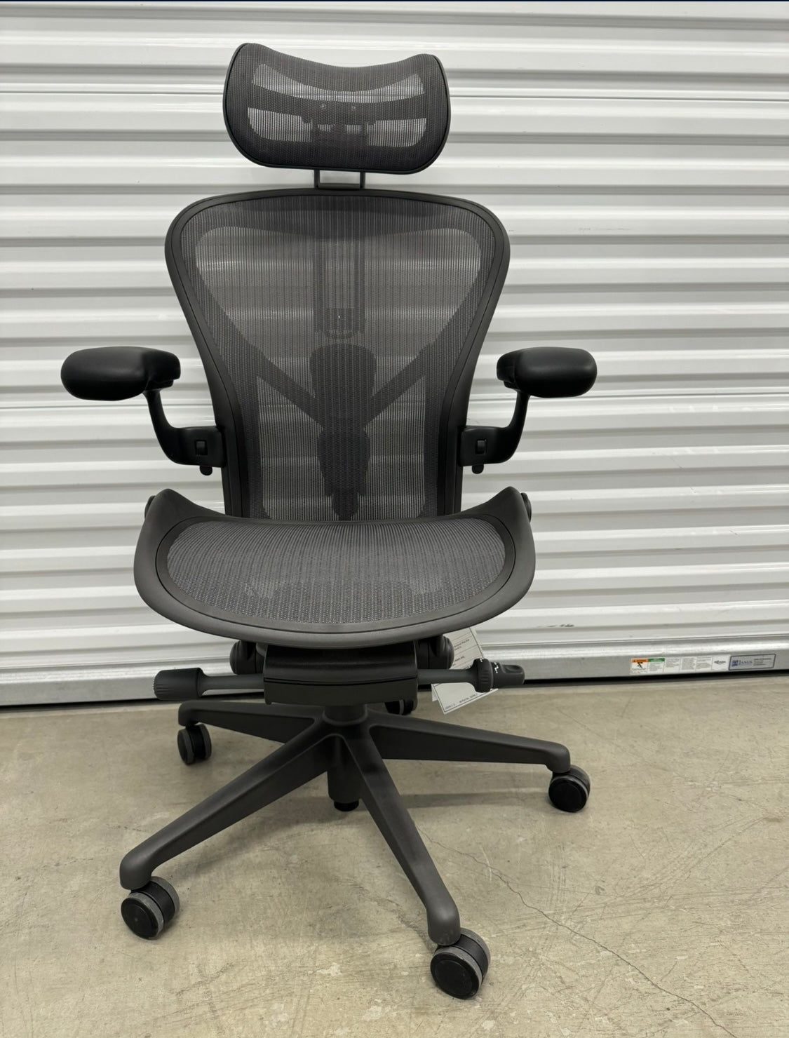 Herman Miller Aeron Remastered Size C fully loaded