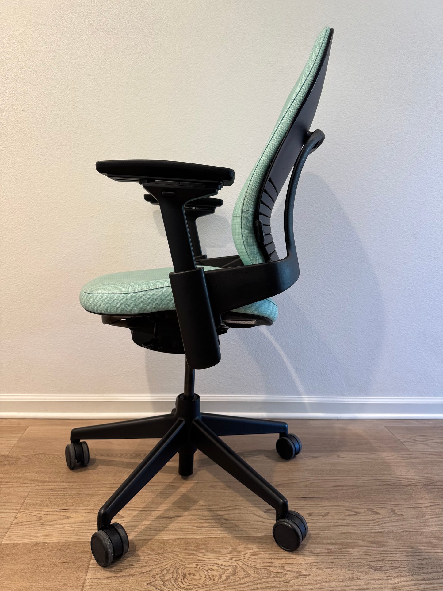 Steelcase Leap V2 Fully loaded Office Chair with new upholstery in black