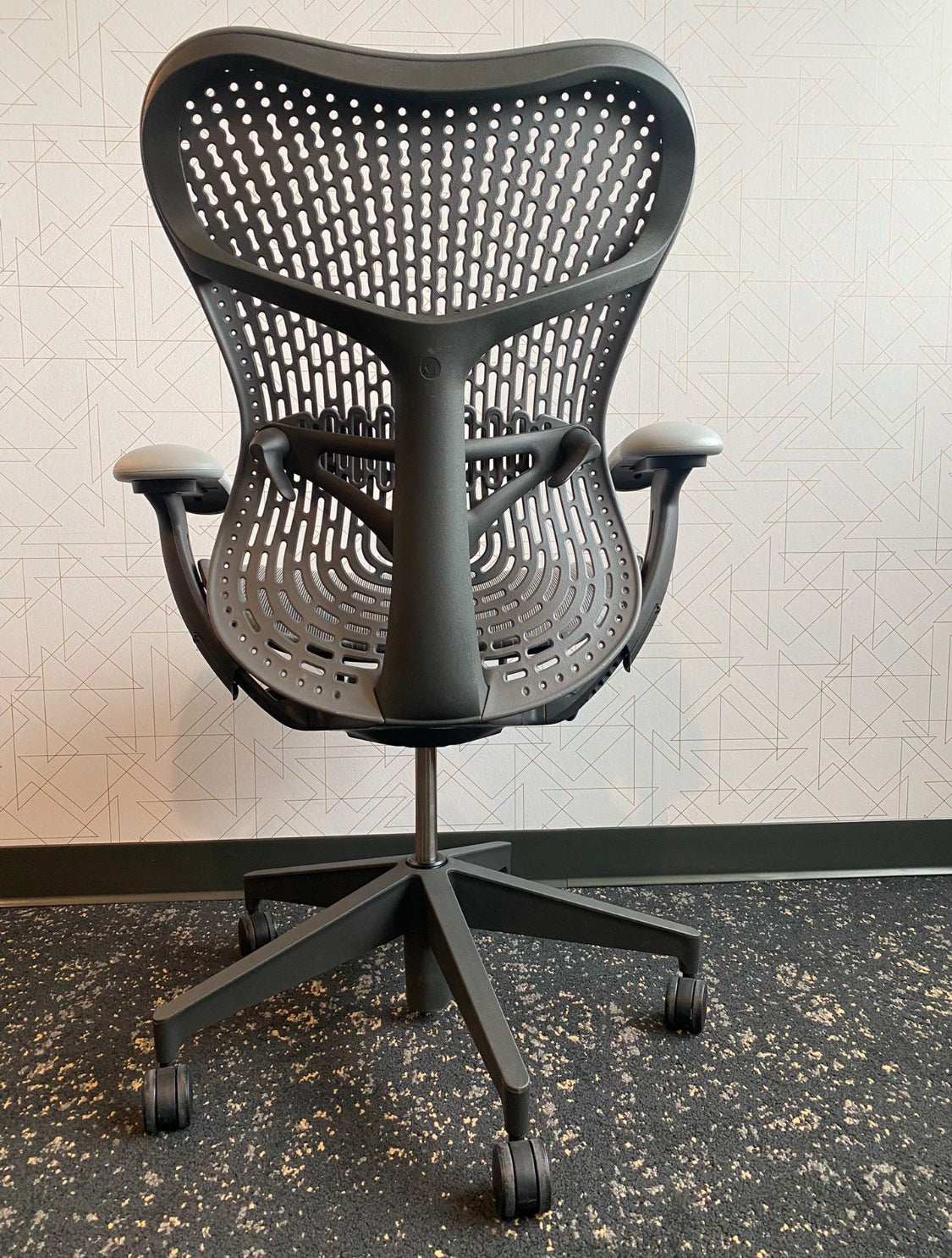 Herman Miller Mirra 2 Ergonomic office chair