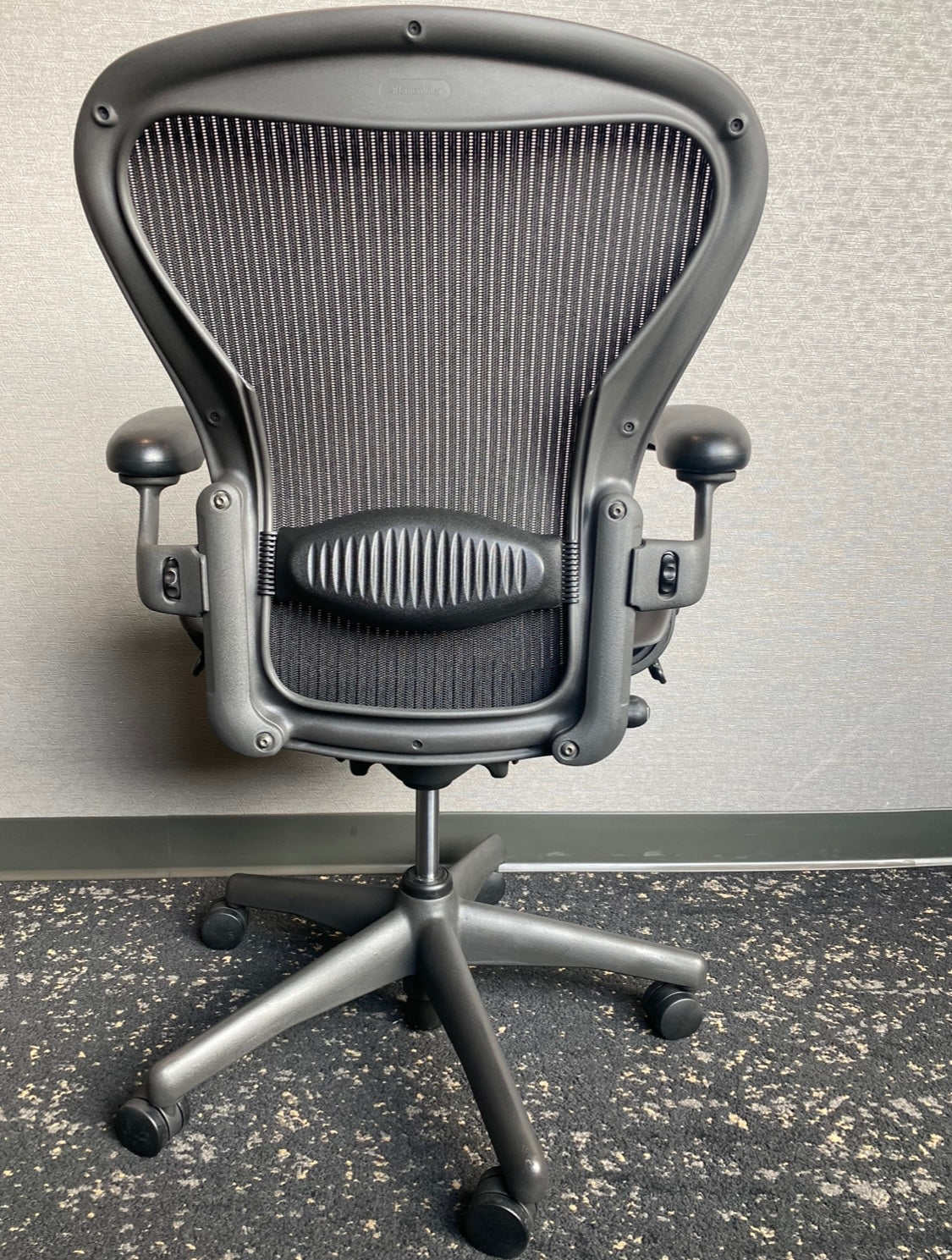 Herman Miller Aeron B Classic newer model fully loaded office chair