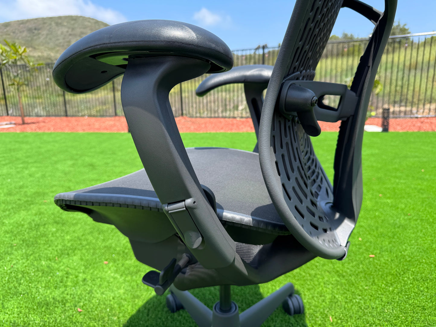 Pre owned Herman Miller Mirra fully loaded office chair