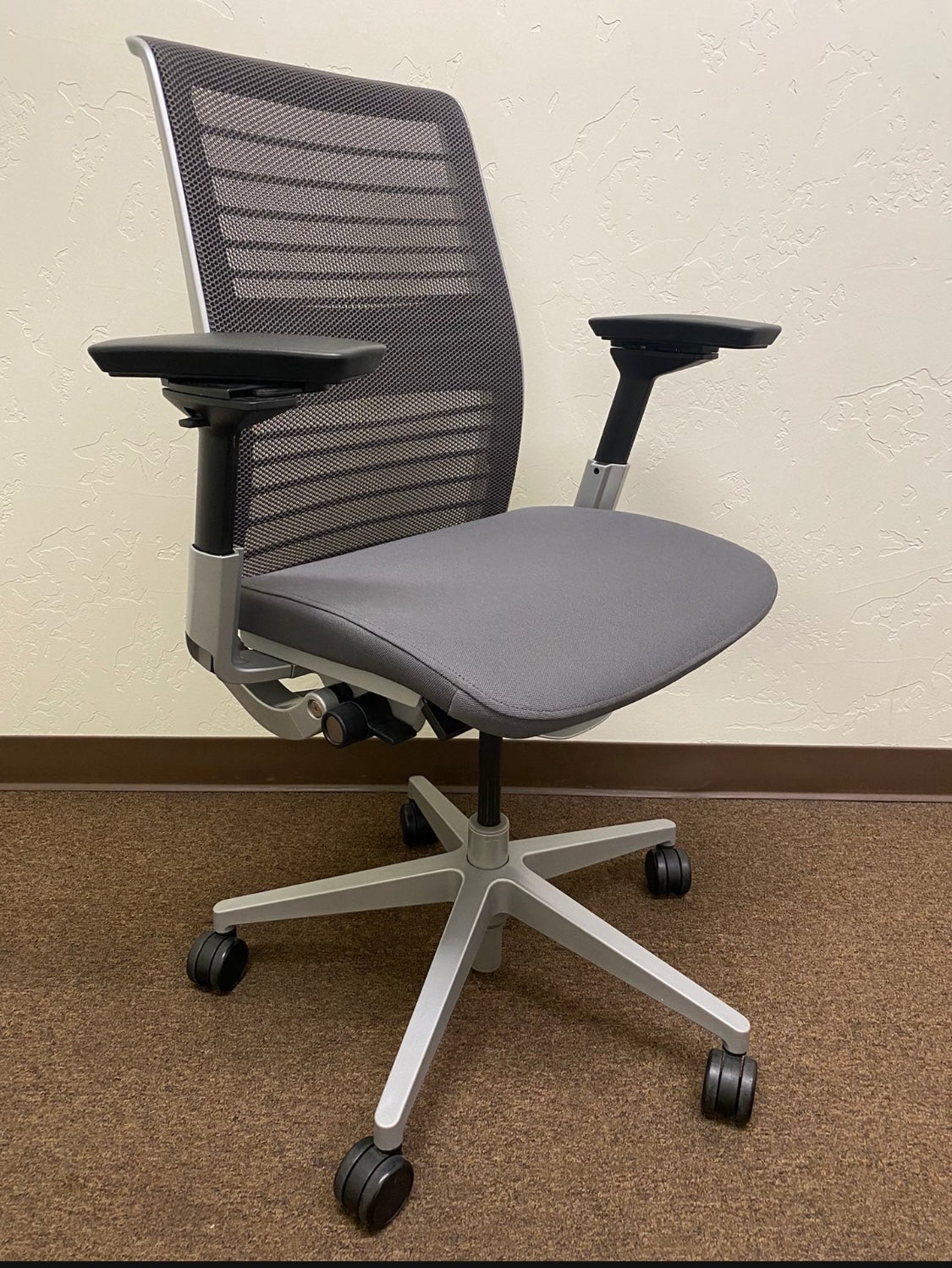 2017-18 model Steelcase Think V2 office chair with 3D Knit Back