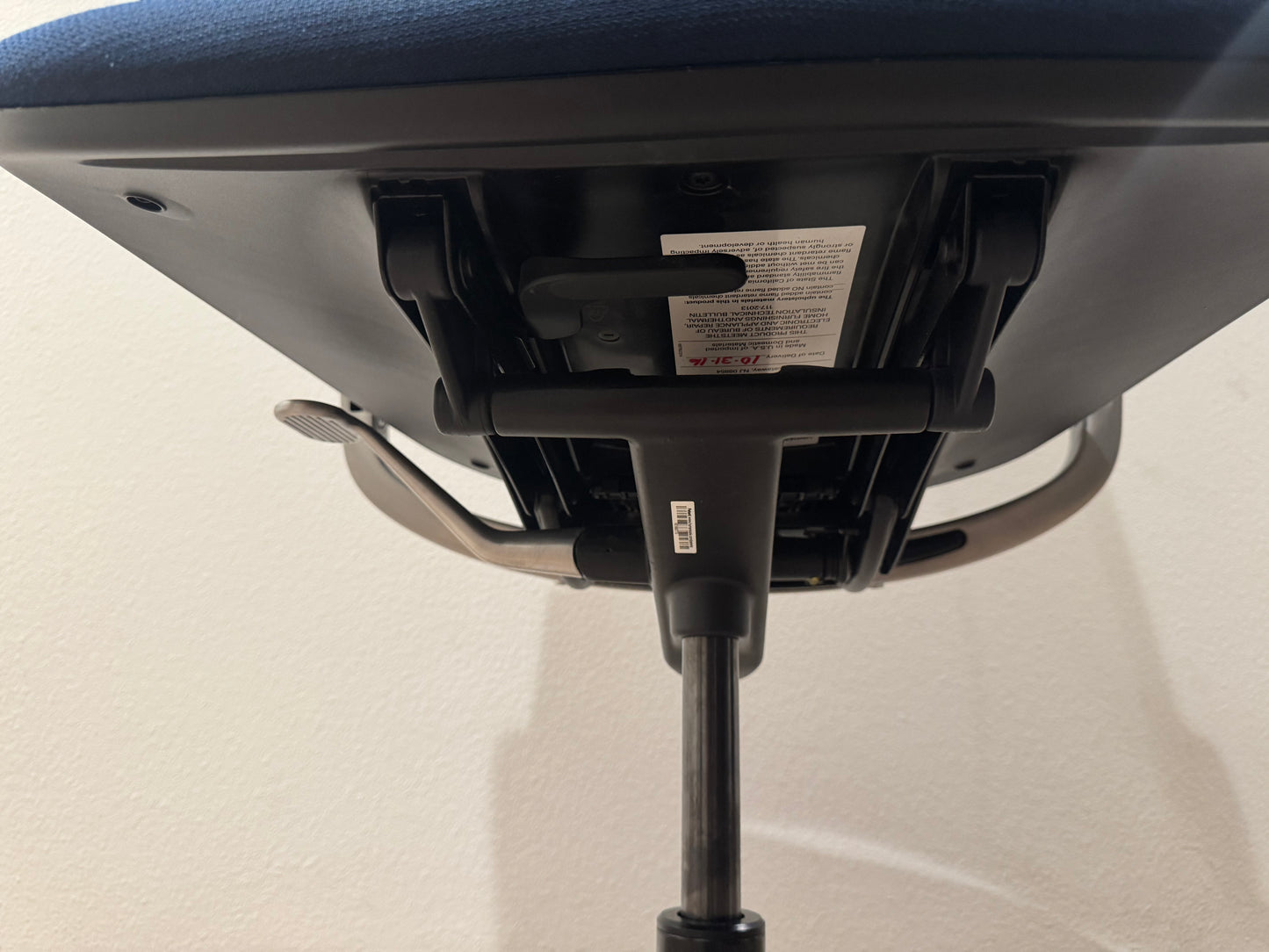 Humanscale Diffrient Smart fully adjustable model task chair