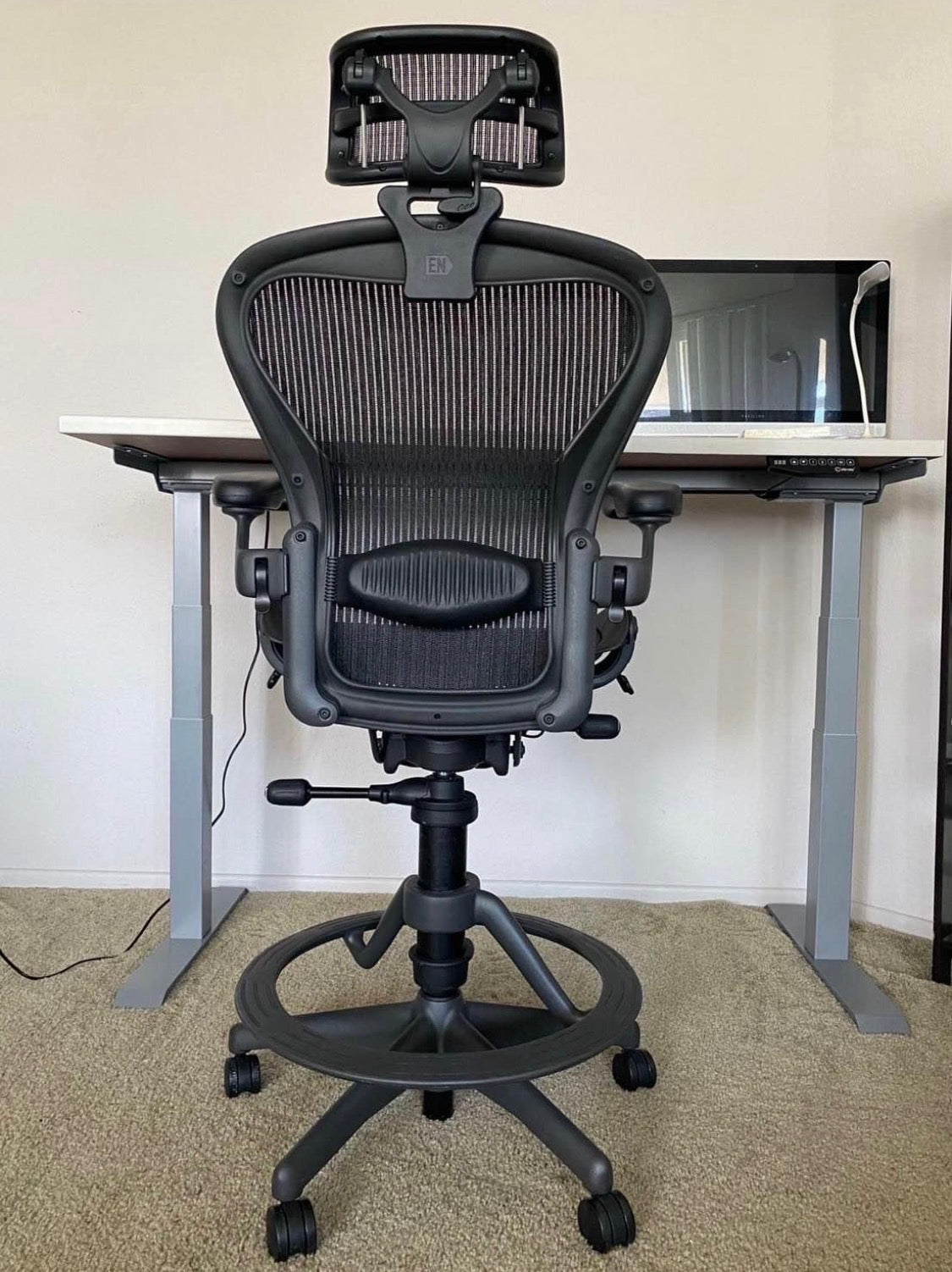 Premium Refurbished Herman Miller Aeron Classic Fully Loaded Model Drafting Office Chair/ Work Stool