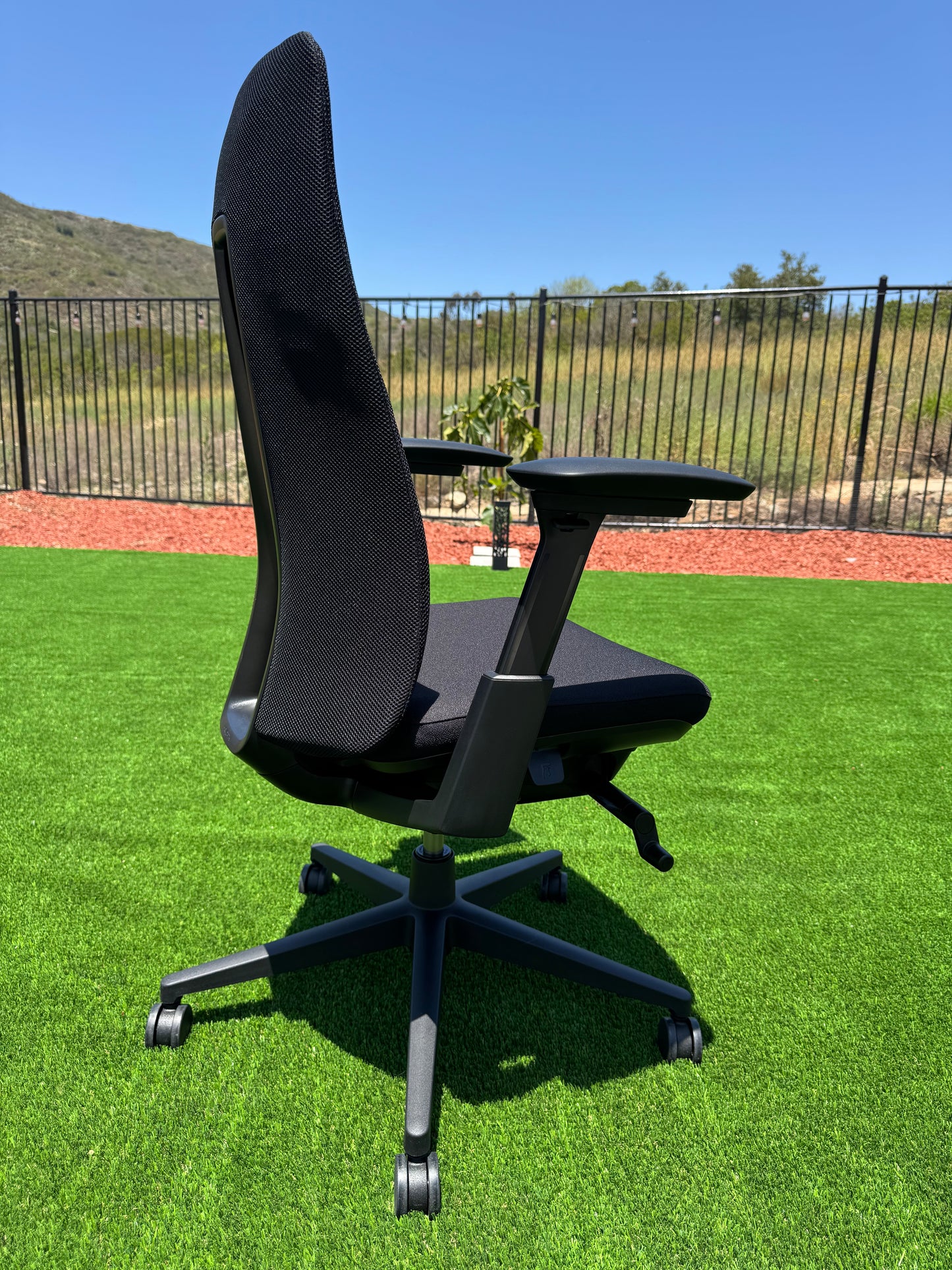Brand new Haworth Fern office chair/ gaming chair