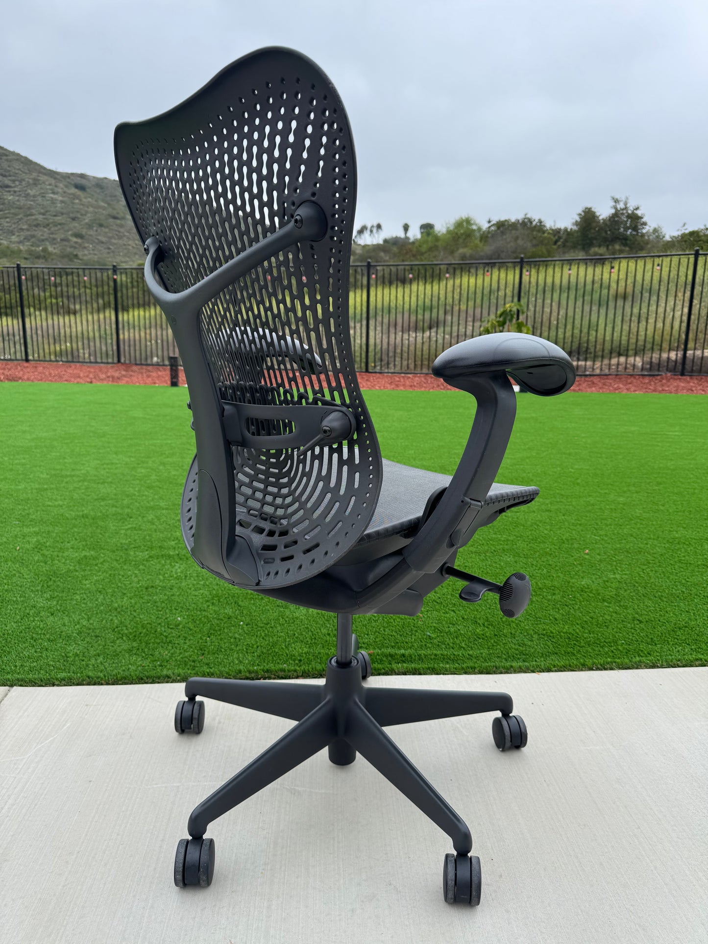 Pre owned Herman Miller Mirra fully loaded office chair