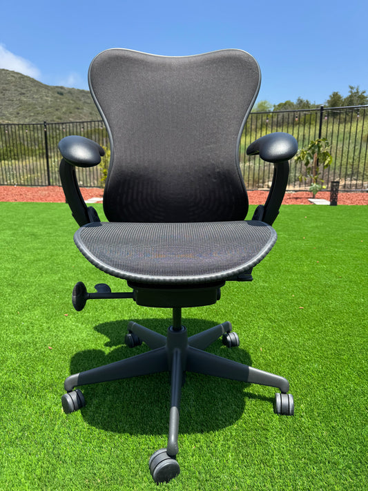 Pre owned Herman Miller Mirra fully loaded office chair