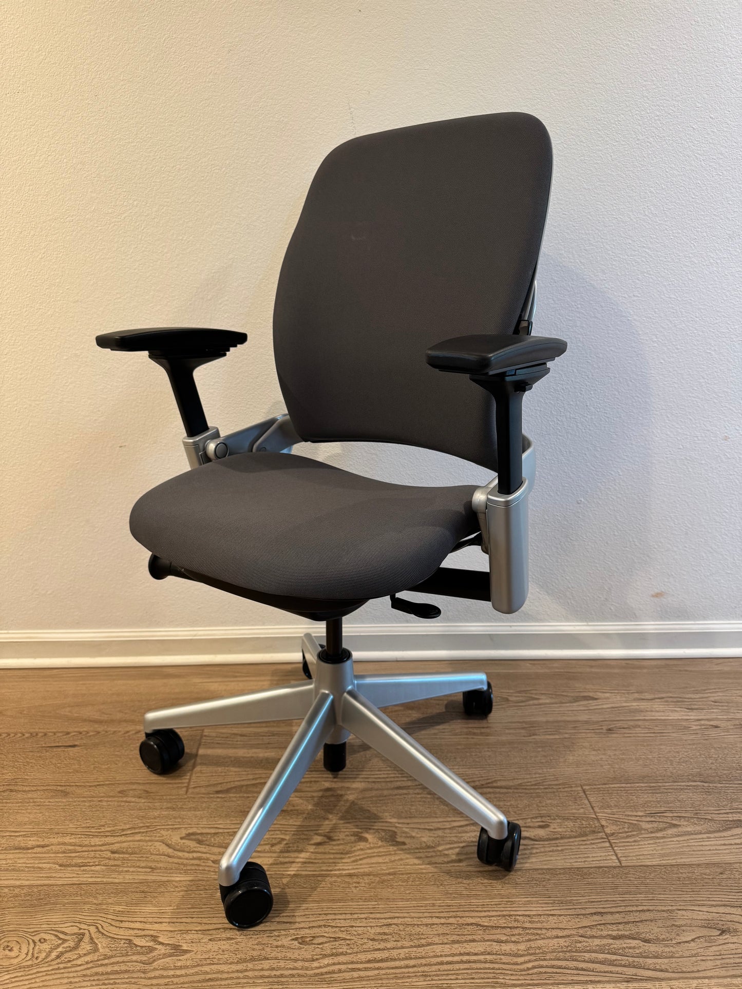 Steelcase Leap V2 Fully loaded Office Chair