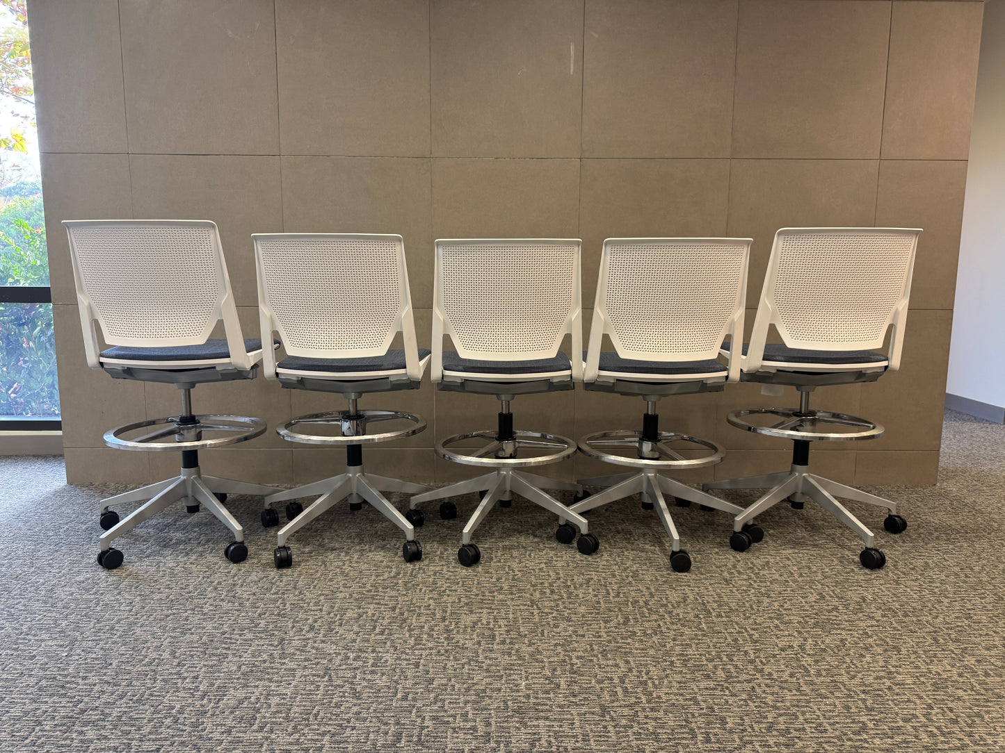 New Haworth Very Drafting Chair/ Work Stool