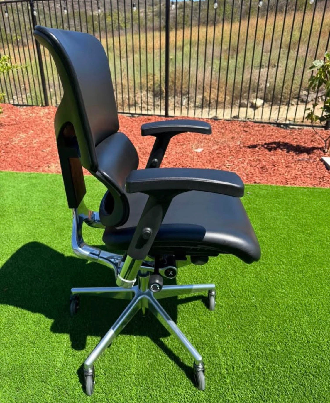X4 Leather Executive office chair/ gaming chair