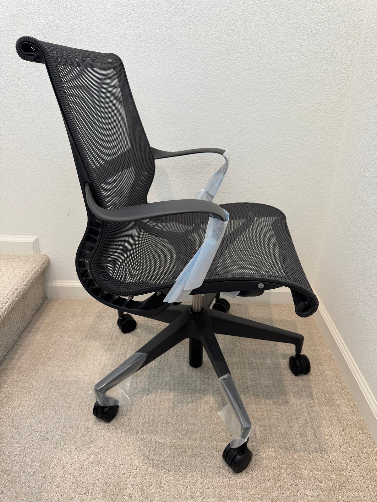 Herman Miller Setu Stool – Alpine Lyris Finish – Open Box, Like New