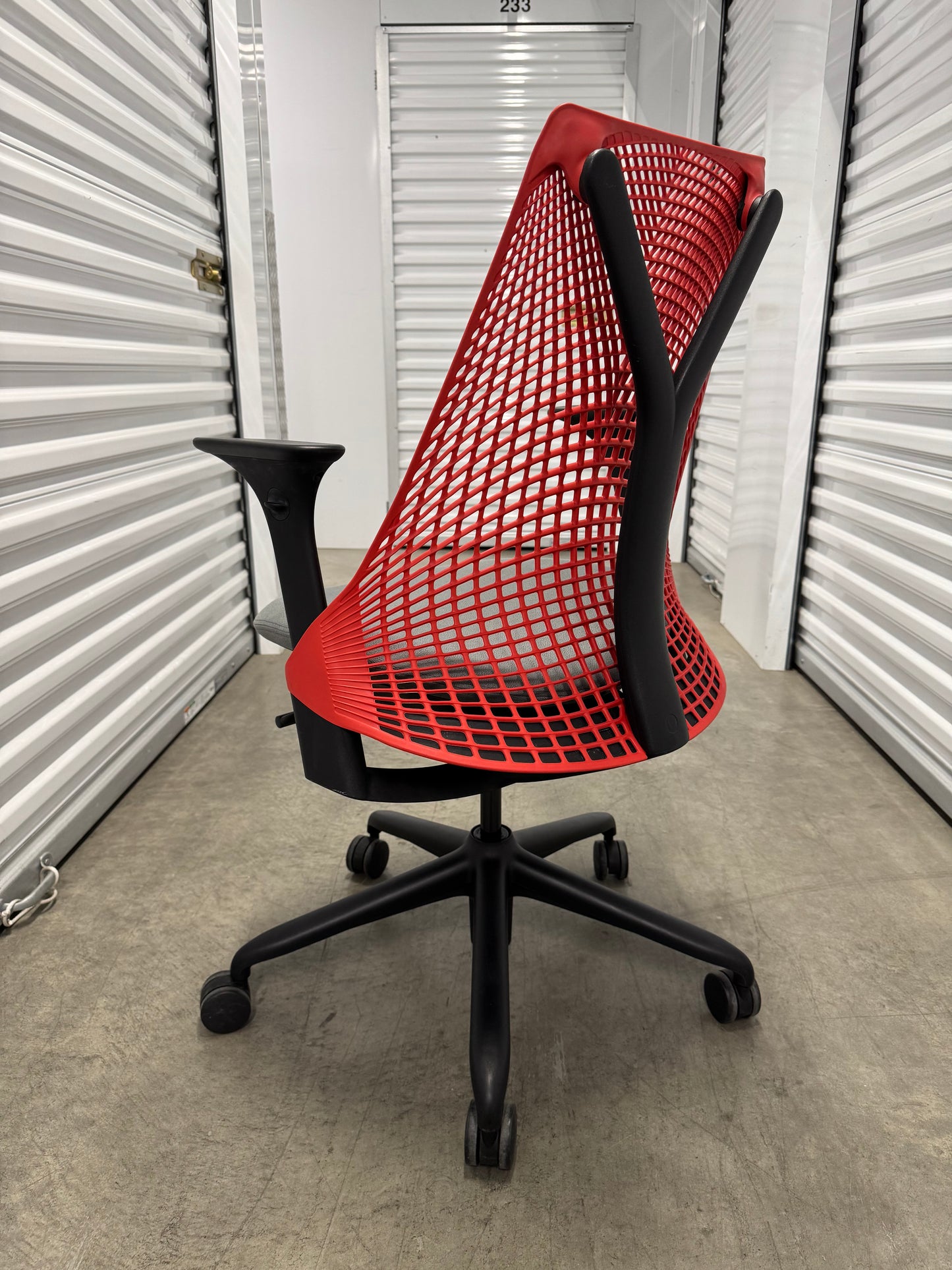 Herman Miller Sayl  office chair/ gaming chair