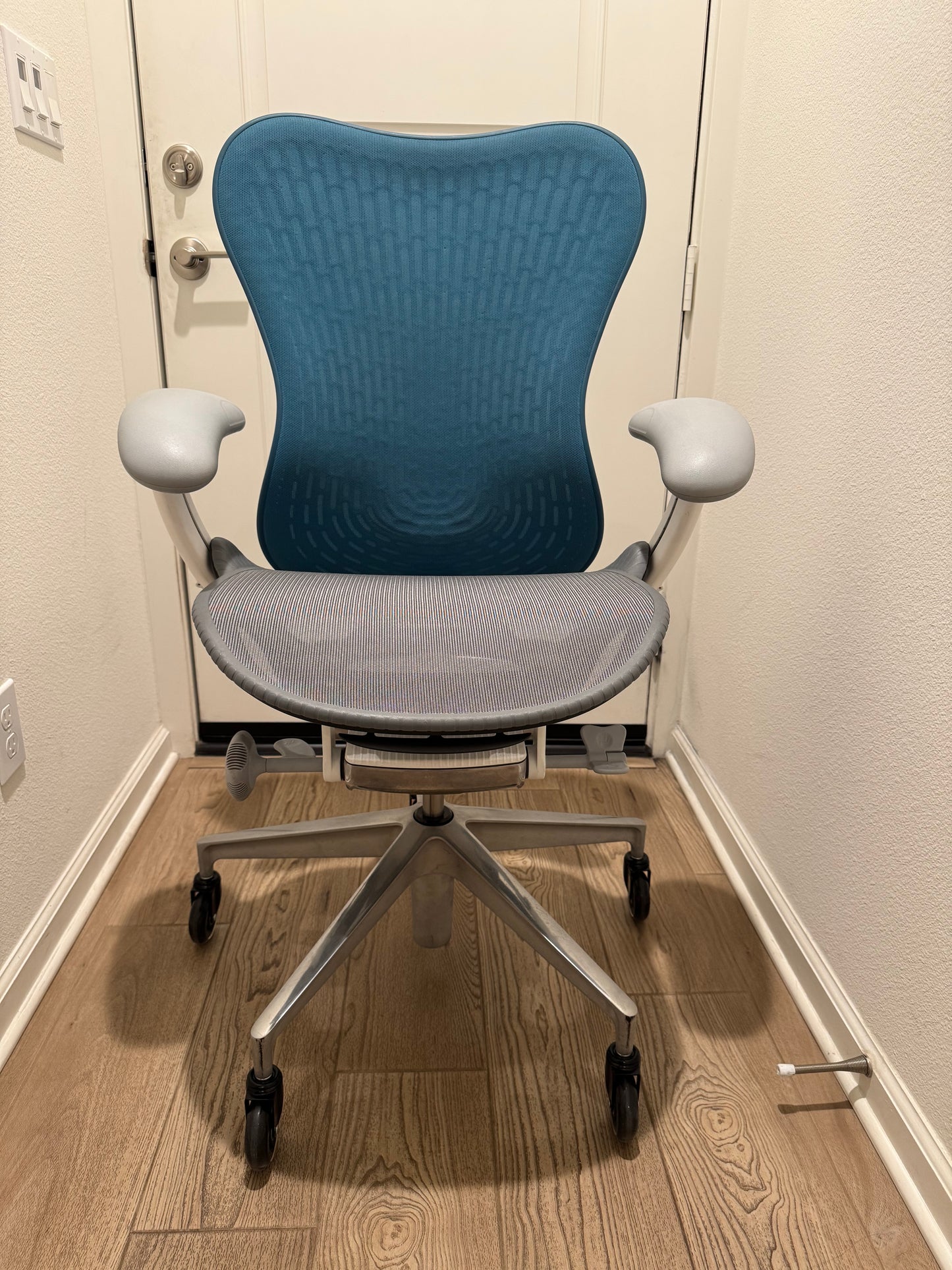 Herman Miller Mirra 2 Ergonomic office chair