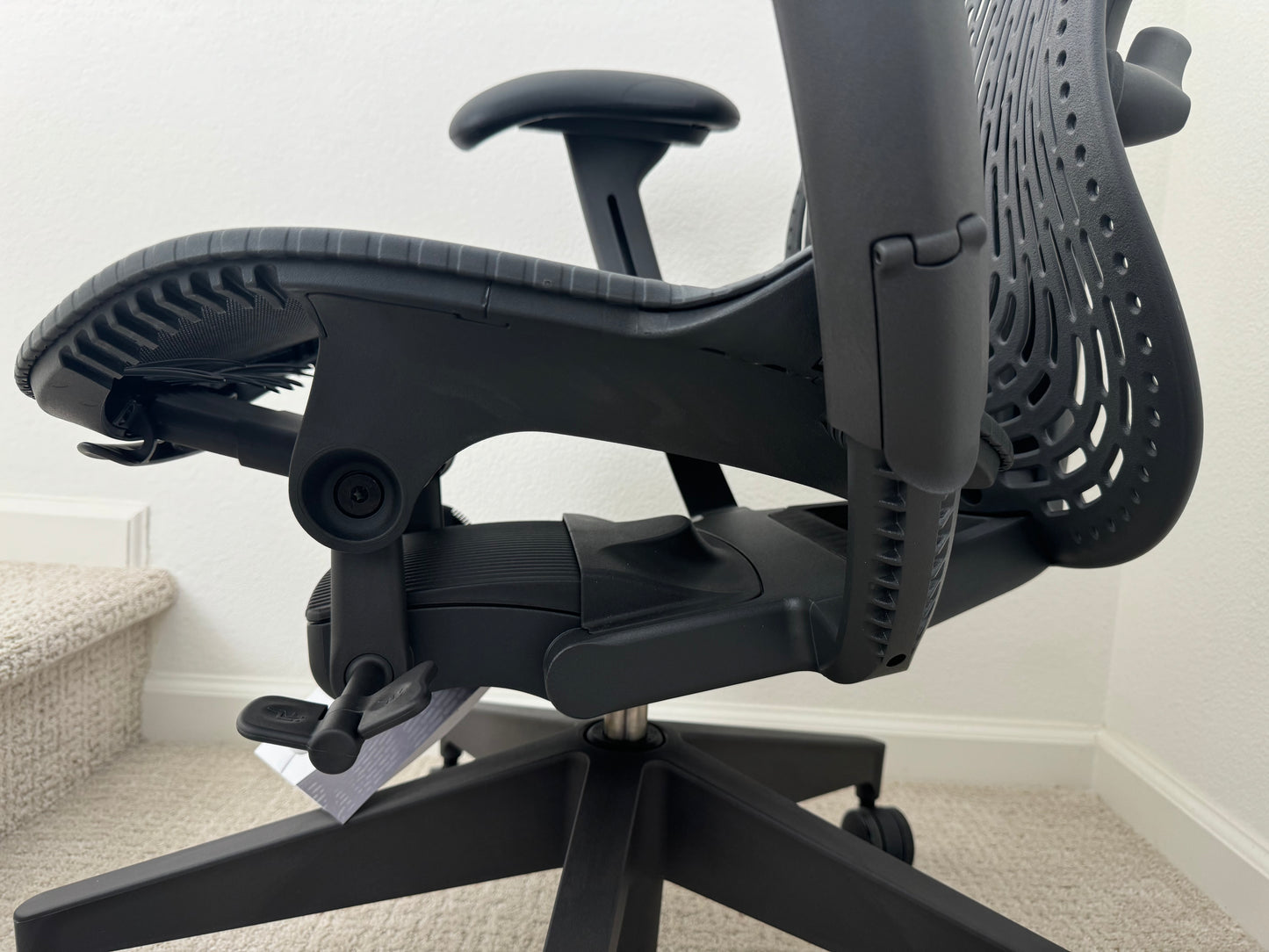 Herman Miller Mirra 2 Ergonomic office chair