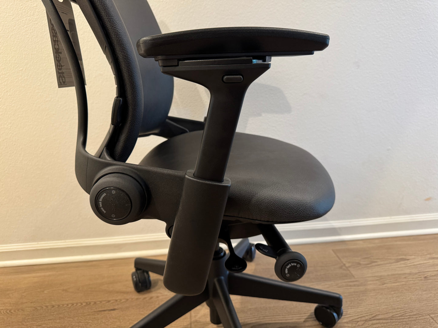 Steelcase Leap V2 Fully loaded Office Chair