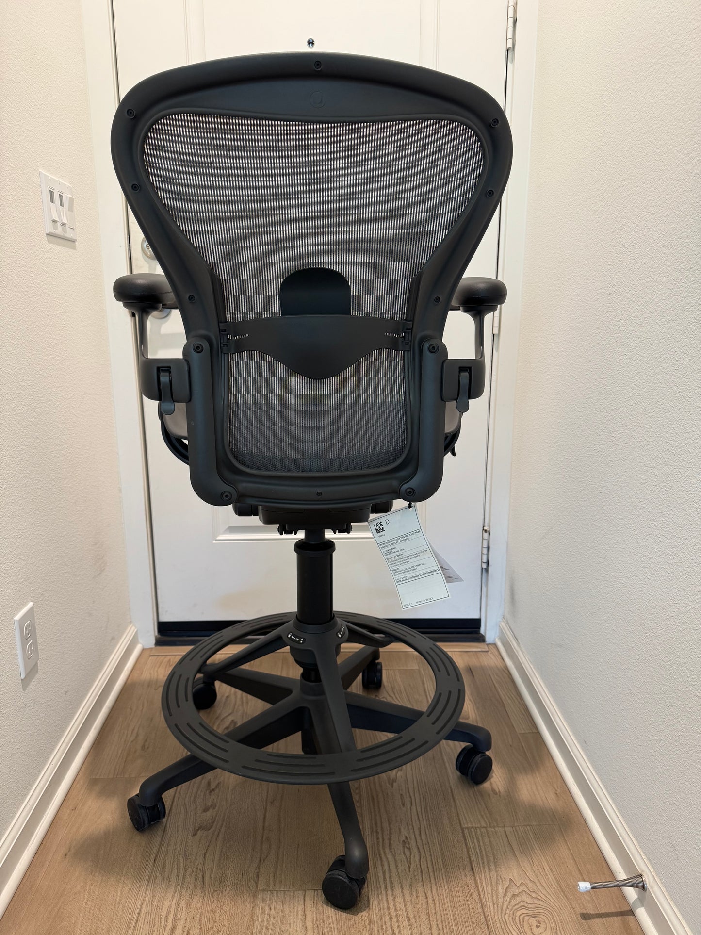 2025 brand new Herman Miller Aeron Remastered fully loaded drafting chair/ work stool