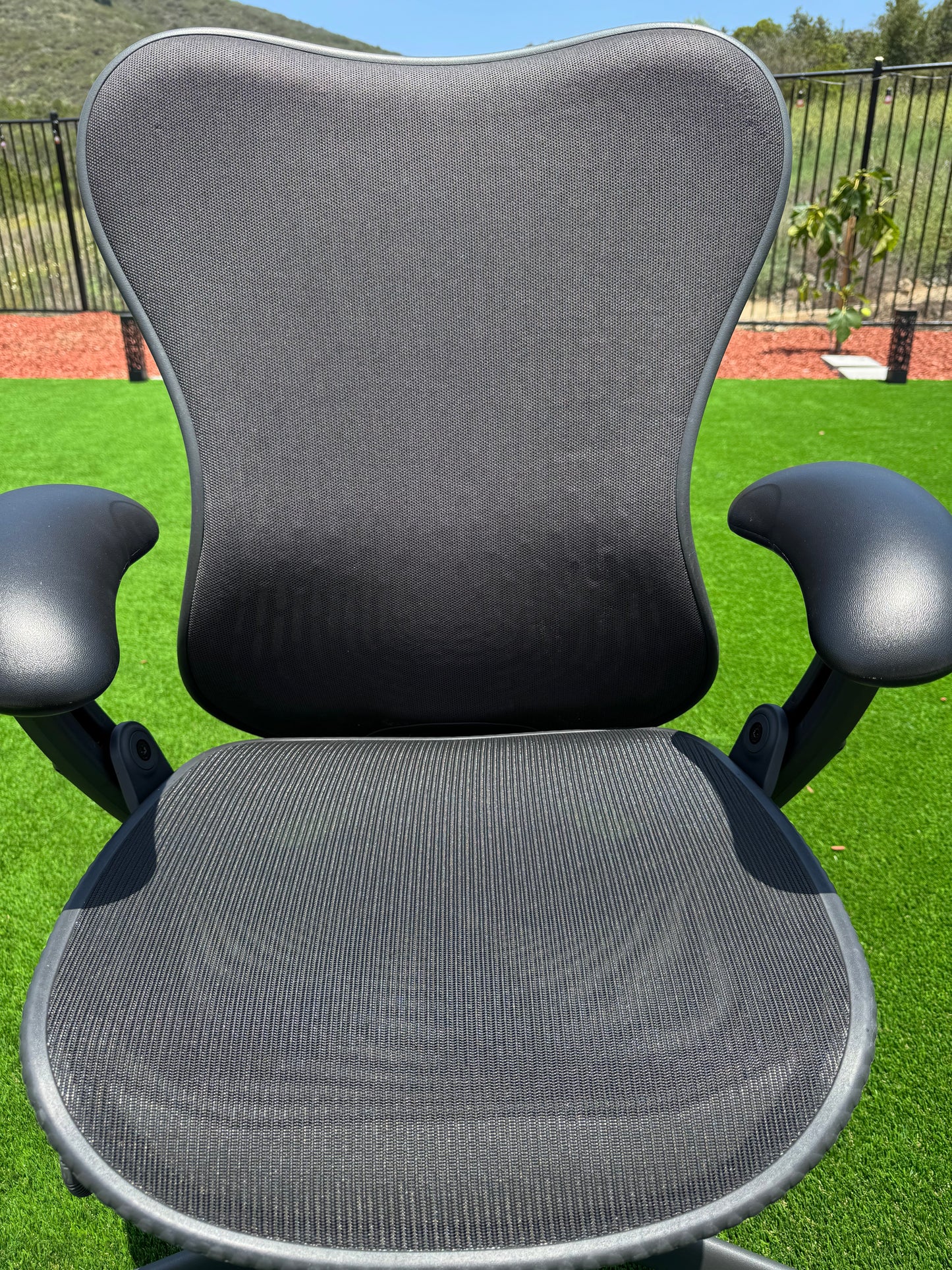 Pre owned Herman Miller Mirra fully loaded office chair