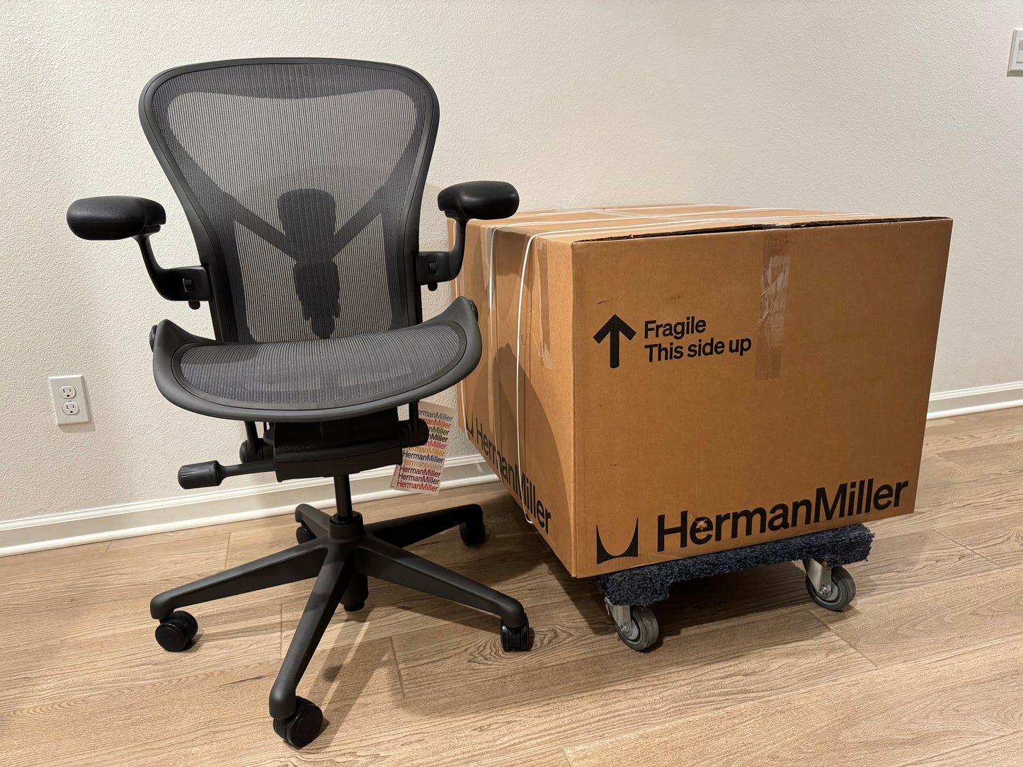 🔥FLASH SALE: Buy 2026 Brand New Aeron Remastered B, Get a Headrest FREE🔥