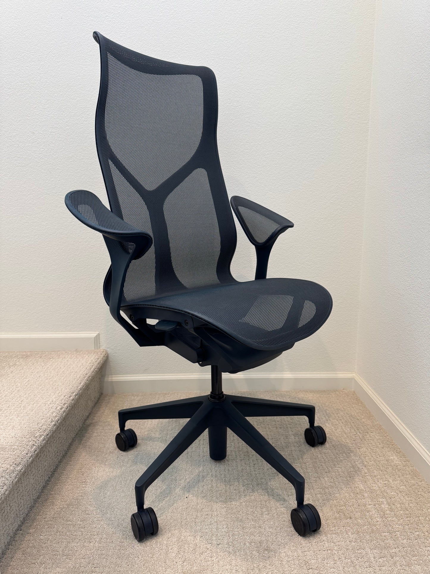 New Herman Miller Cosm Ergonomic Chair In Nightfall