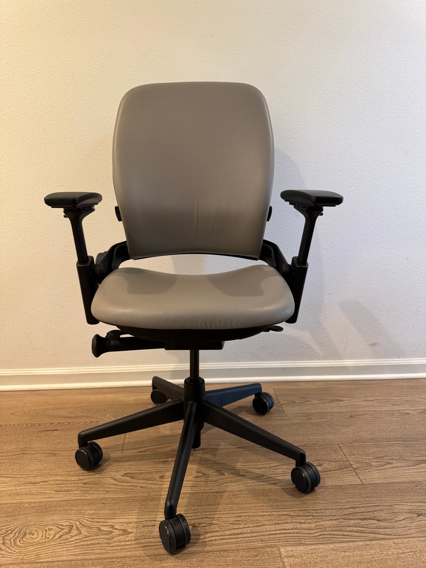 Steelcase Leap V2 Fully loaded Office Chair