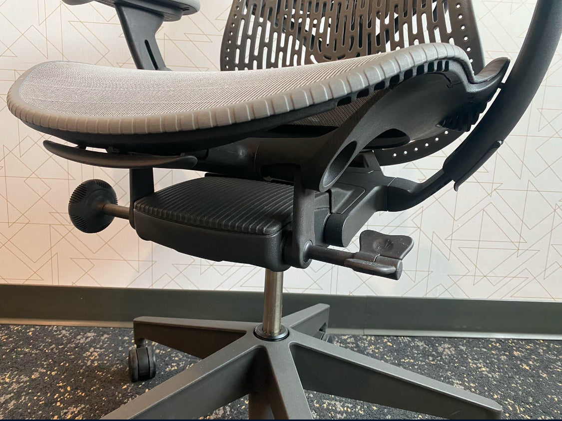 Herman Miller Mirra 2 Ergonomic office chair