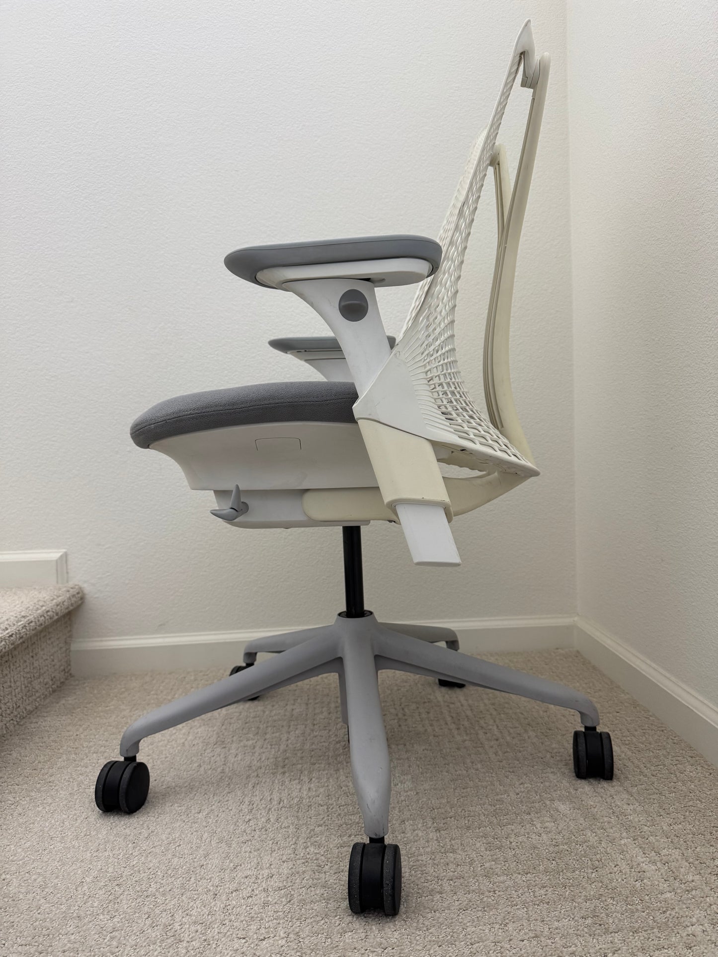 Herman Miller Sayl Fully Loaded Office Chair In White