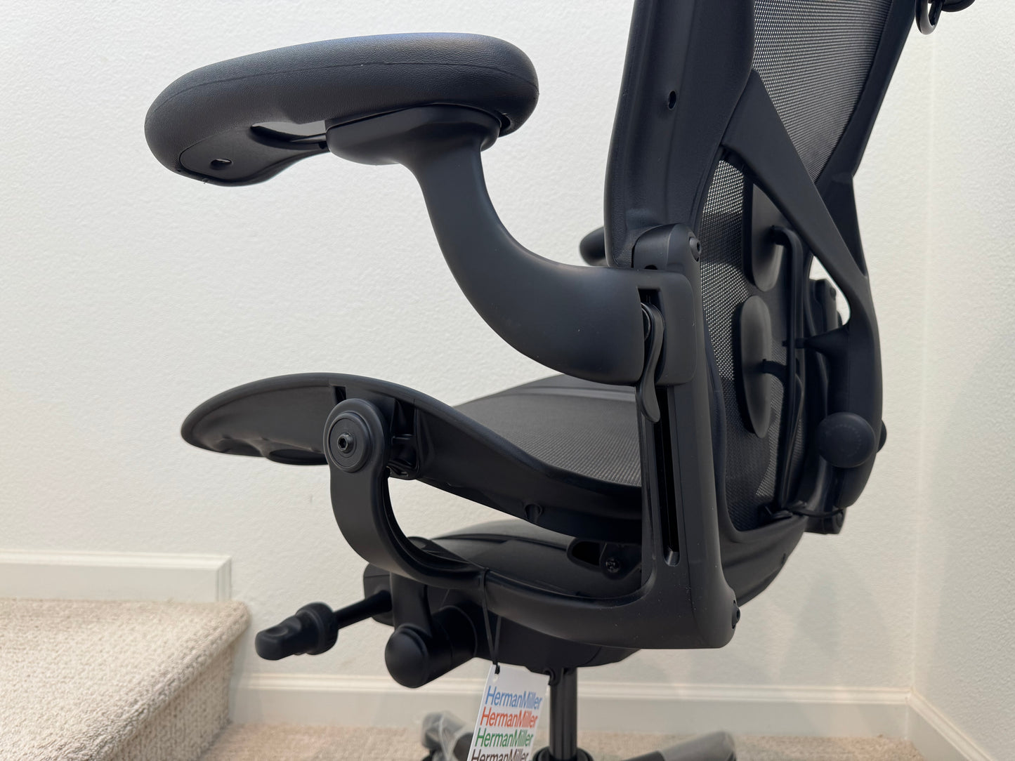 2026 brand new Herman Miller Aeron Remastered size C in onyx