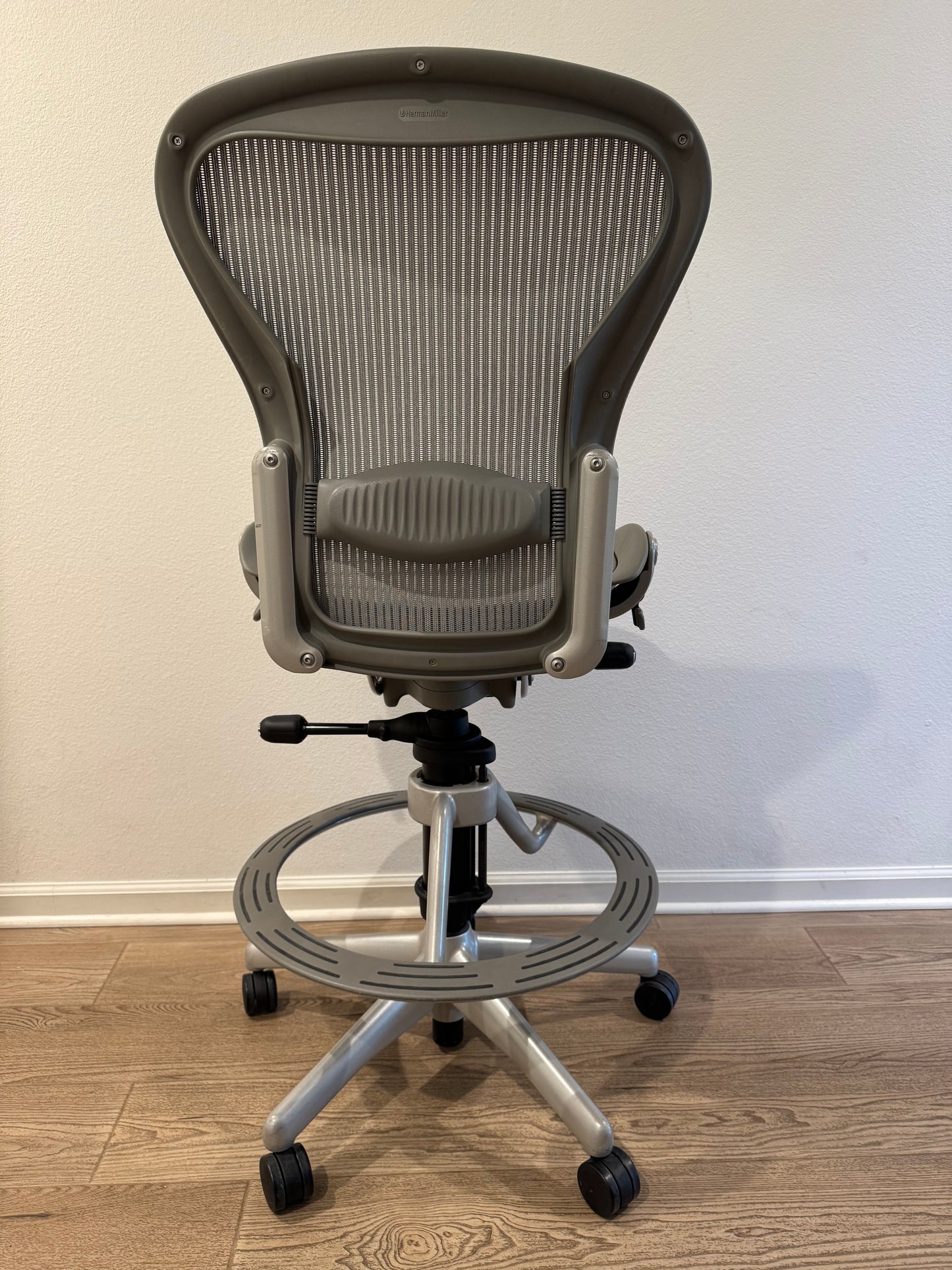 Premium Refurbished Herman Miller Aeron Classic Fully Loaded Model Drafting Office Chair/ Work Stool