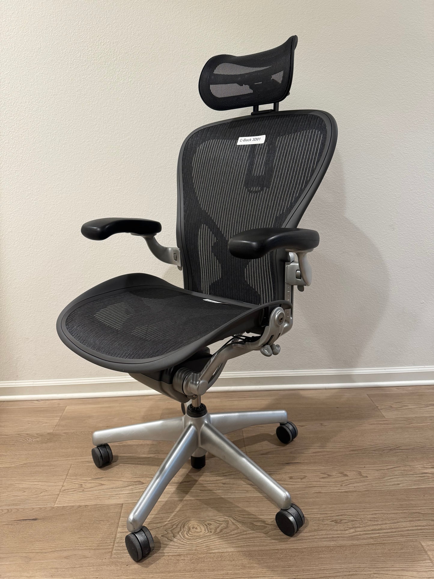 Herman Miller Classic Aeron fully loaded office chair( Refurbished)
