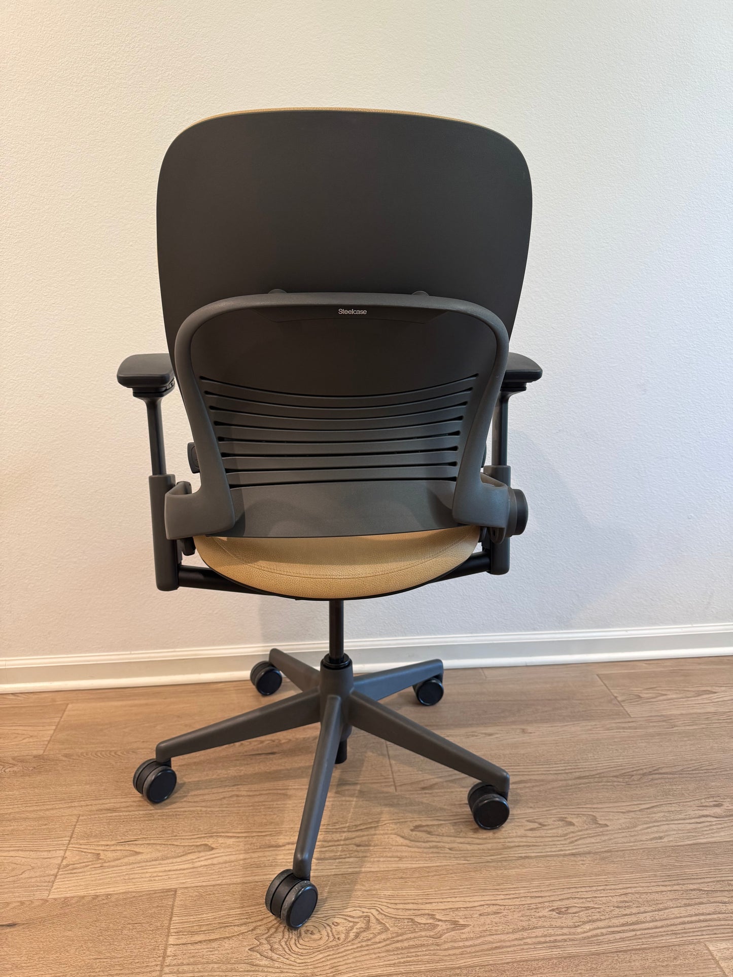 Refurbished Steelcase Leap V2 Fully loaded Office Chair