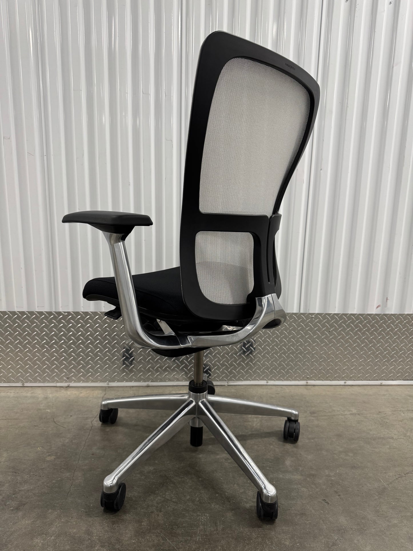 Premium Refurbished Haworth Zody fully loaded office chair
